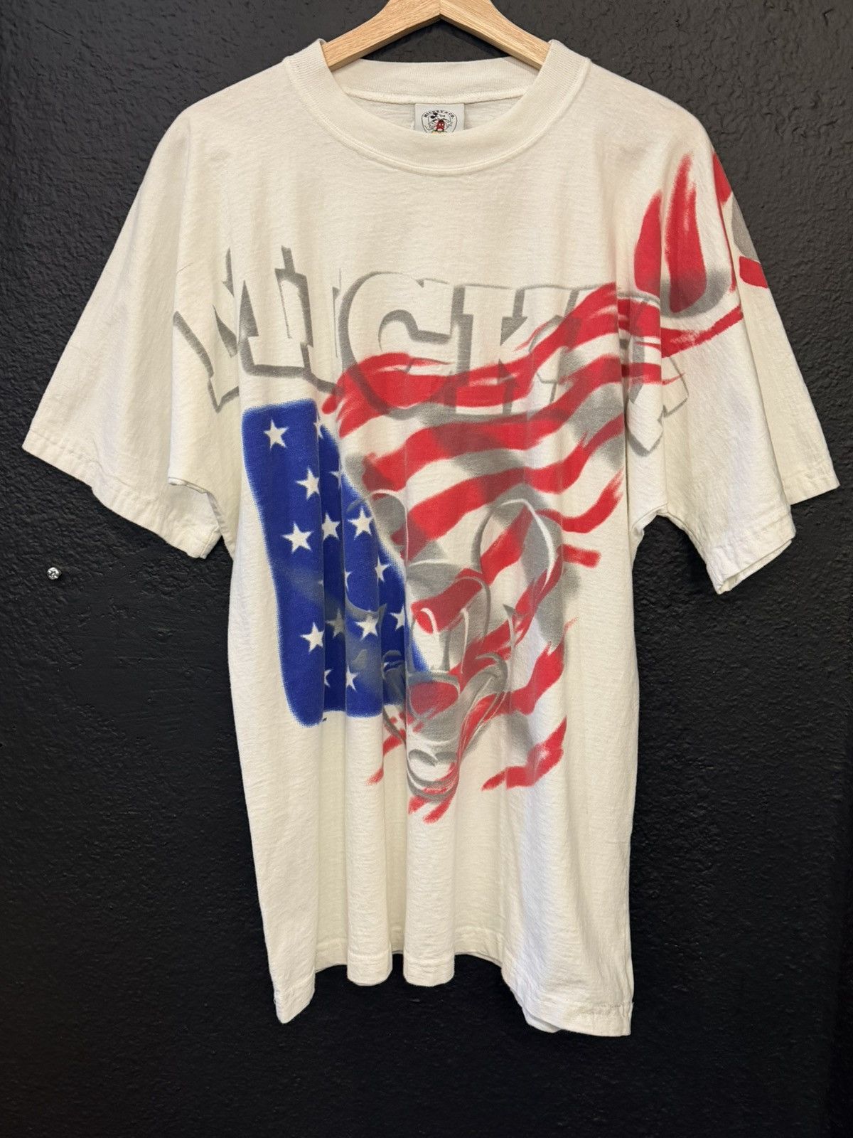 Vintage Vintage Mickey Mouse T Shirt Size US XL / EU 56 / 4 - 1 Thumbnail