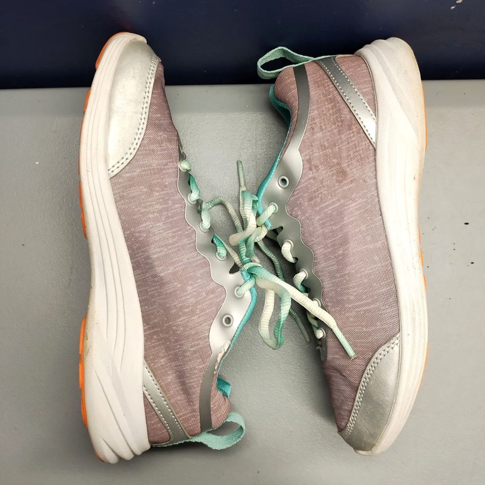 Vionic Vionic Fyn Low Top Sneakers Womens Size 7 Multi Athletic Running Lace Up 335FYN Size M / US 6-8 / IT 42-44 - 3 Thumbnail
