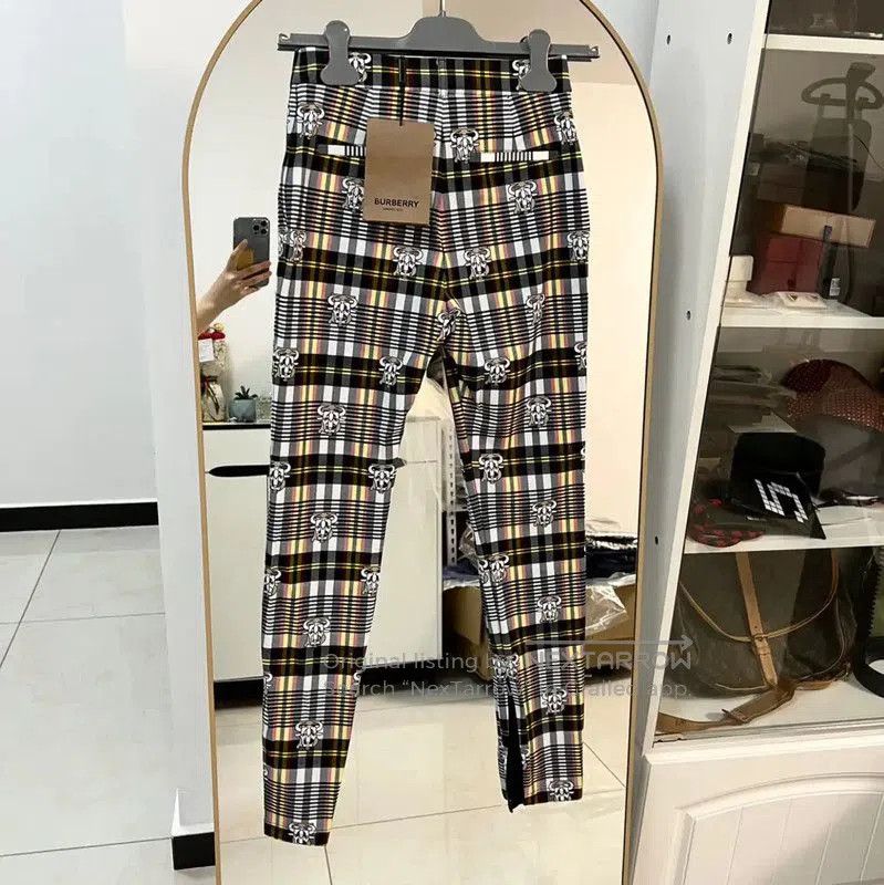 Other Burberry Multicolored Printed Women's Casual Pants. Size 22" - 5 Thumbnail