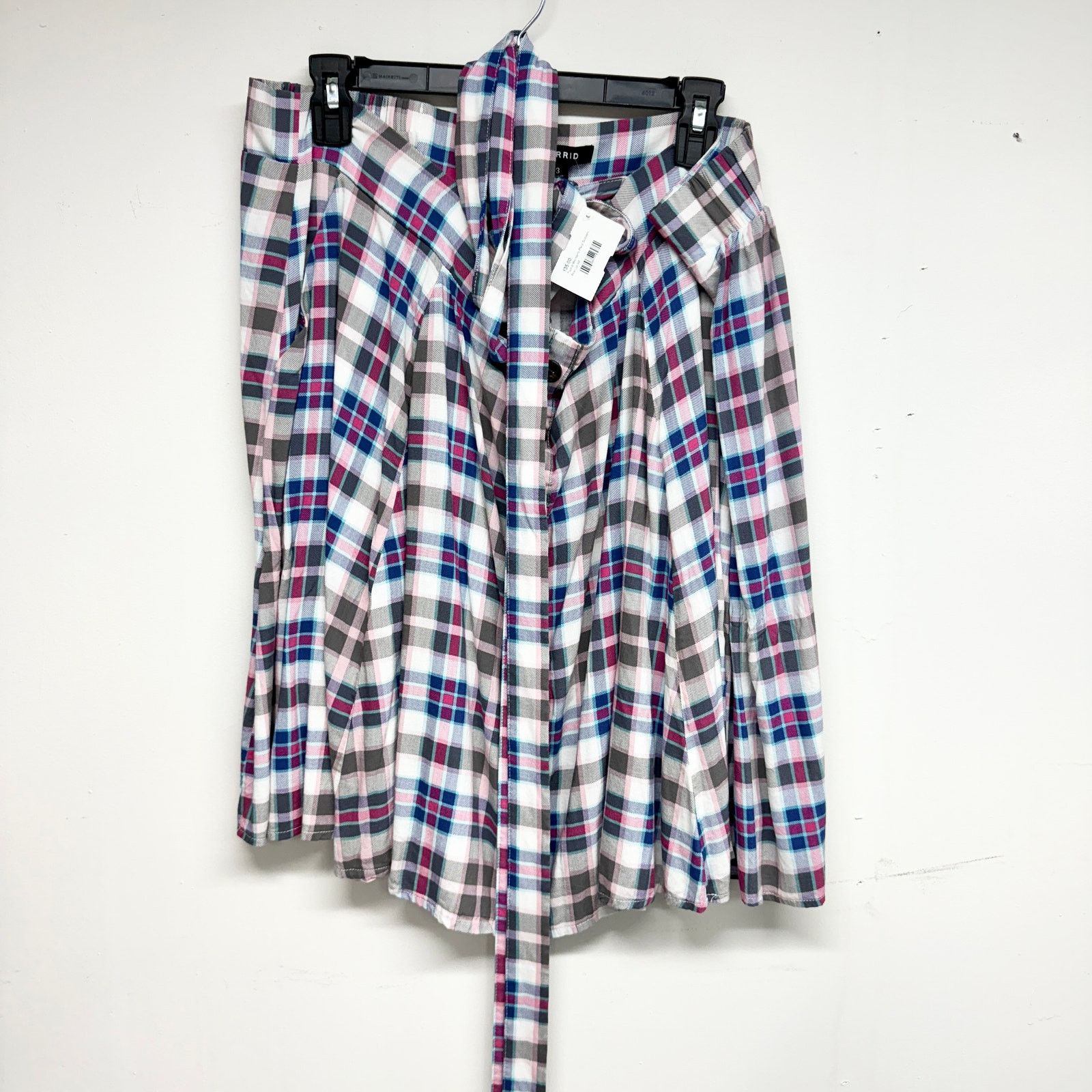 Other Torrid Blue White Mini Chalis Skirtall Rustic Plaid Sz 3 3X Size 42" / US 20 - 2 Thumbnail