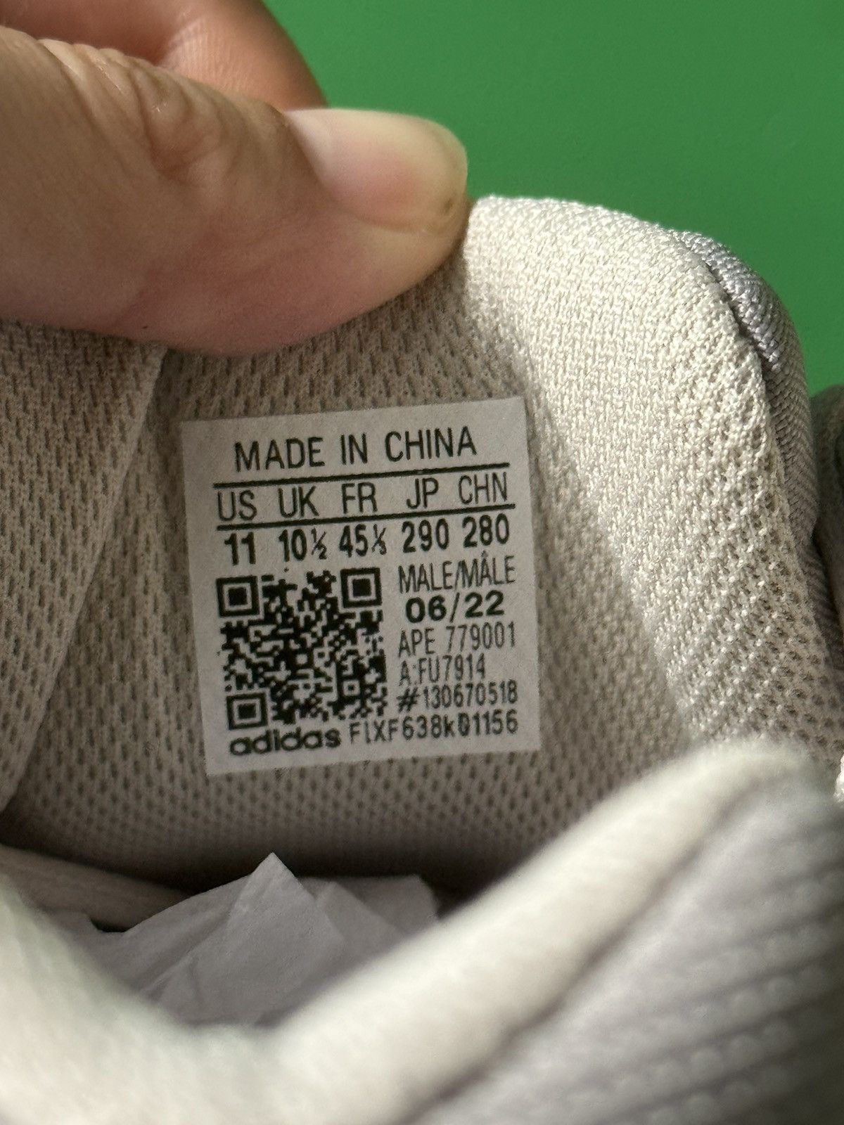 Adidas Adidas Yeezy 700 V2 Tephra 2019 Size US 11 / EU 44 - 16 Thumbnail