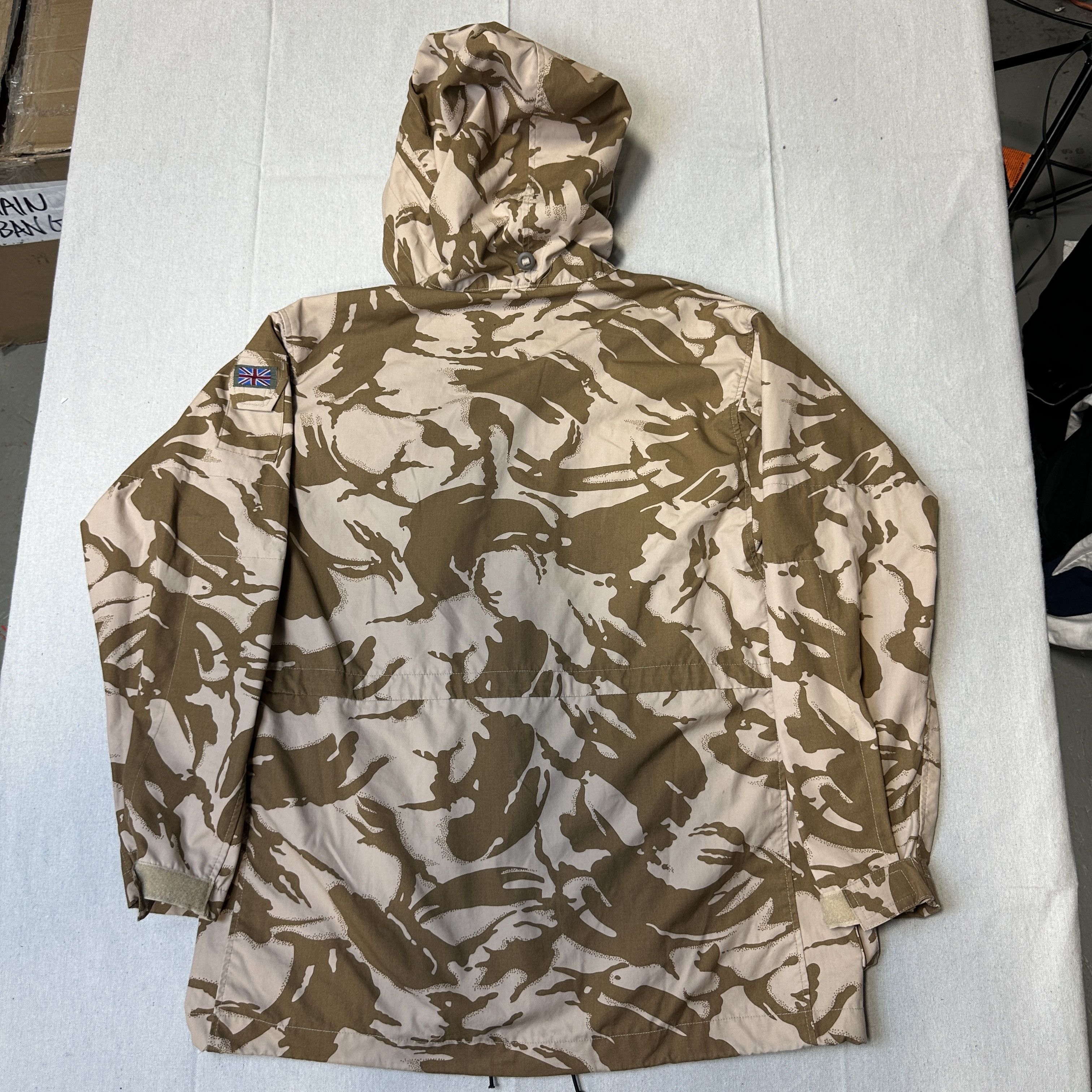 Other Vintage British Desert Camouflage Windproof Smock Jacket Size 170/104 Size US L / EU 52-54 / 3 - 7 Thumbnail