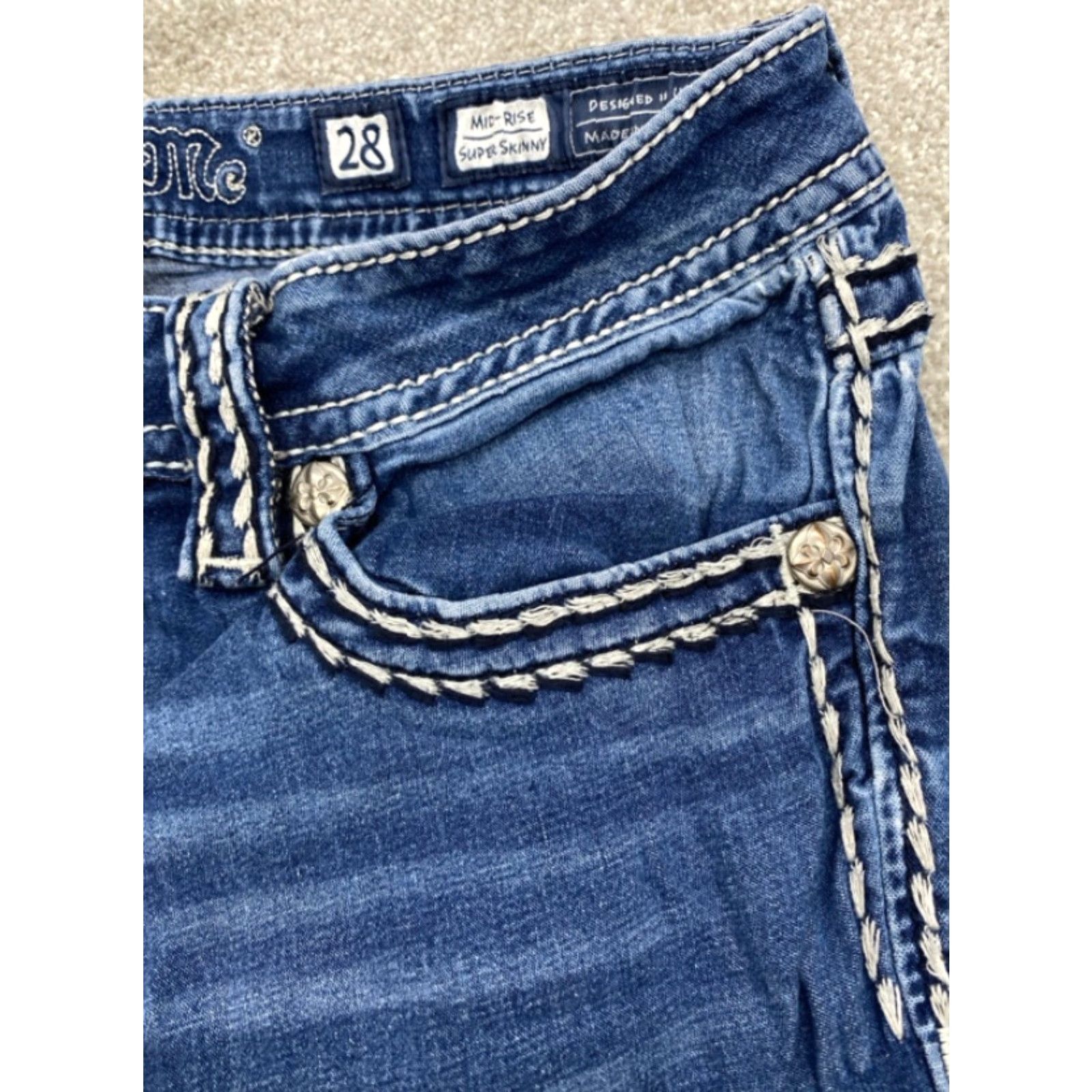Miss Me Miss Me Jeans Womens 28 Mid-Rise Super Skinny Embellished Studded Embroidered Jeans Size 28" / US 6 / IT 42 - 7 Thumbnail