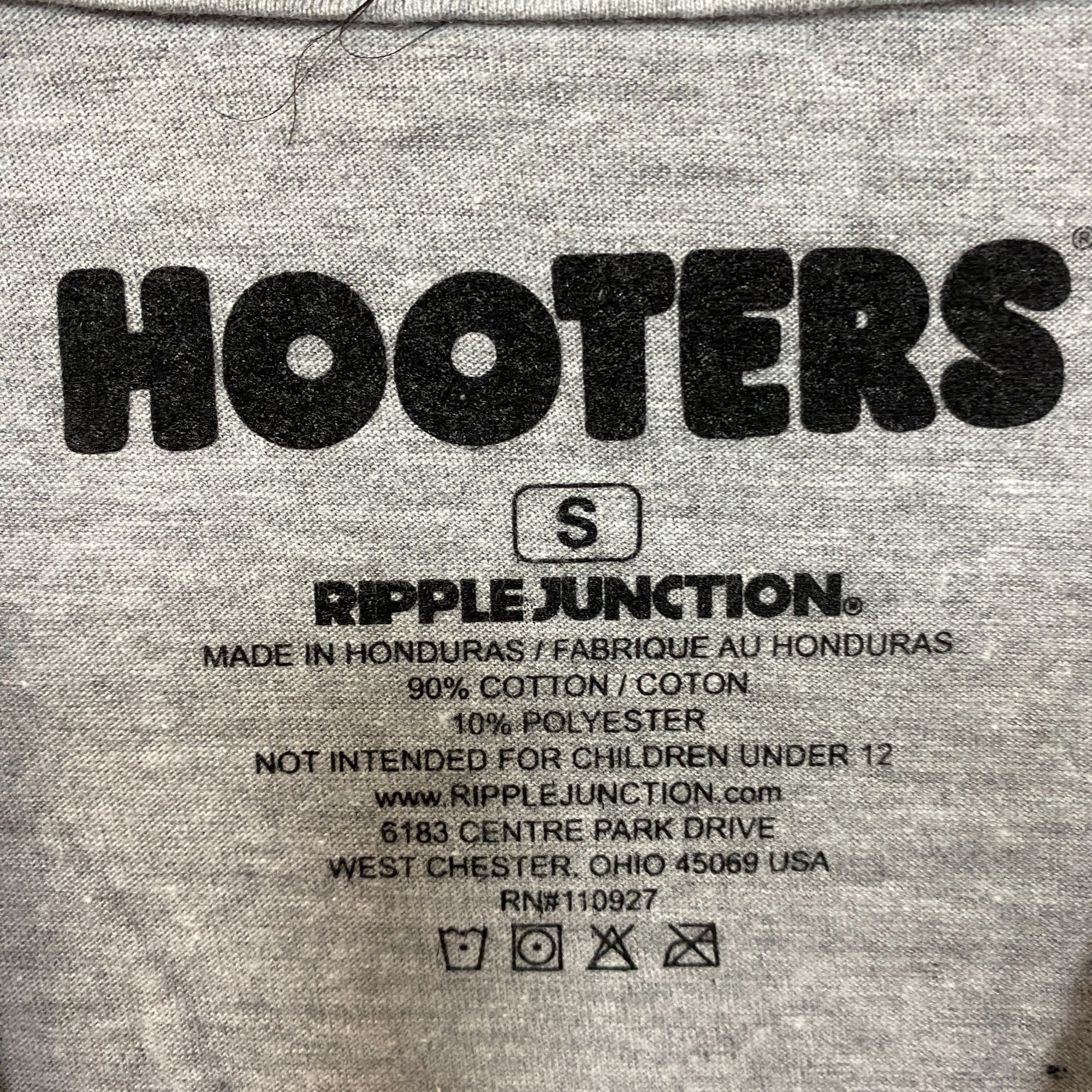 Ripple Junction Hooters League Basketball Since 1983 Retro Style T-Shirt Sma Size US S / EU 44-46 / 1 - 4 Thumbnail