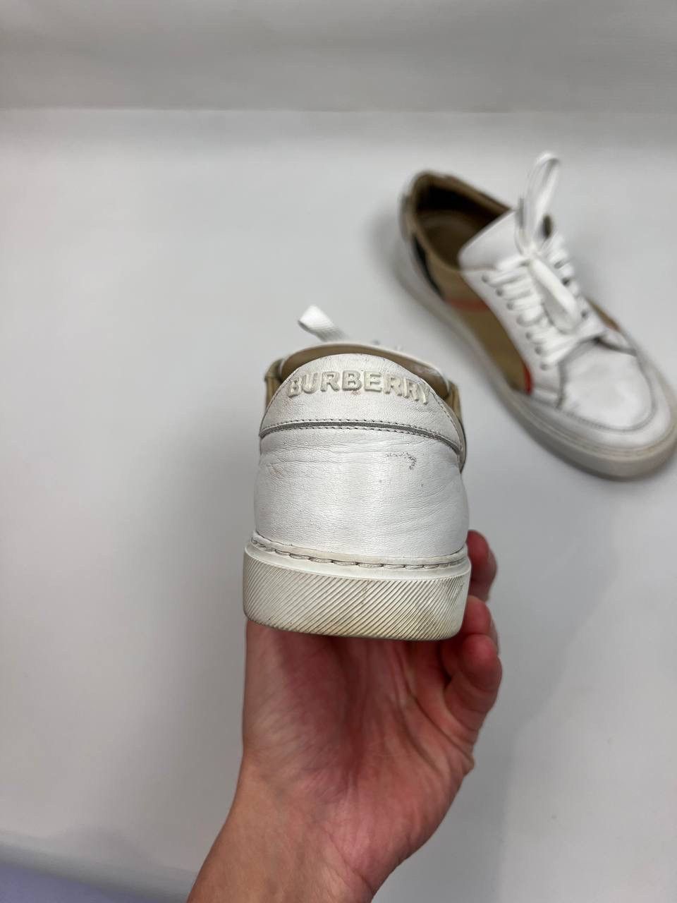 Burberry Burberry leather trainers shoes size 38 Size US 7 / EU 40 - 9 Thumbnail