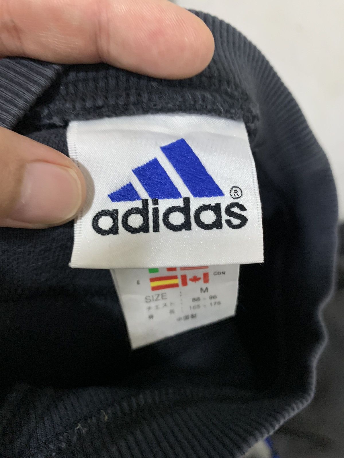 Adidas Vintage Adidas Crewneck Sweatshirt Size US M / EU 48-50 / 2 - 8 Thumbnail
