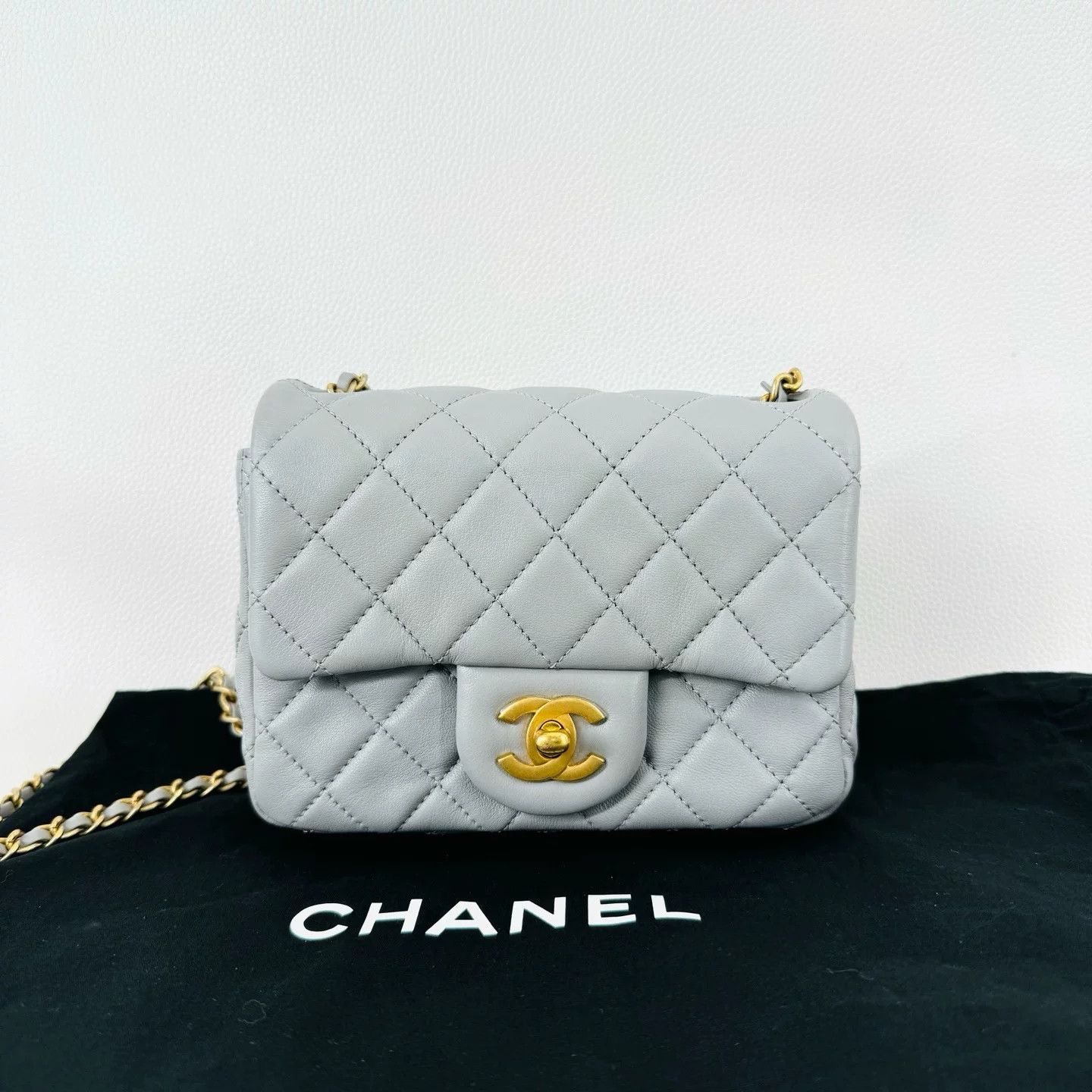 Chanel Pre-loved Bag Very good condition Size ONE SIZE - 1 Thumbnail