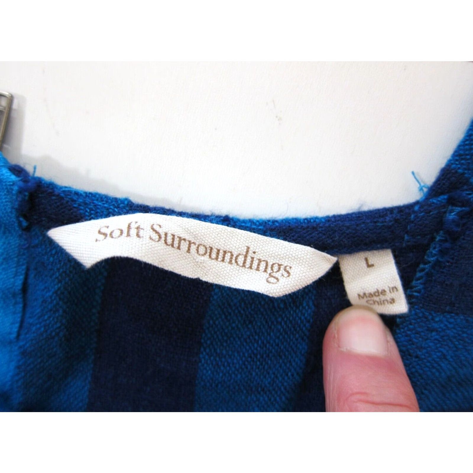 Soft Surroundings VINTAGE Soft Surroundings Linen Blue Stripe Boxy Peep Shoulder Tunic Pocket Blouse Large Size L / US 10 / IT 46 - 4 Thumbnail