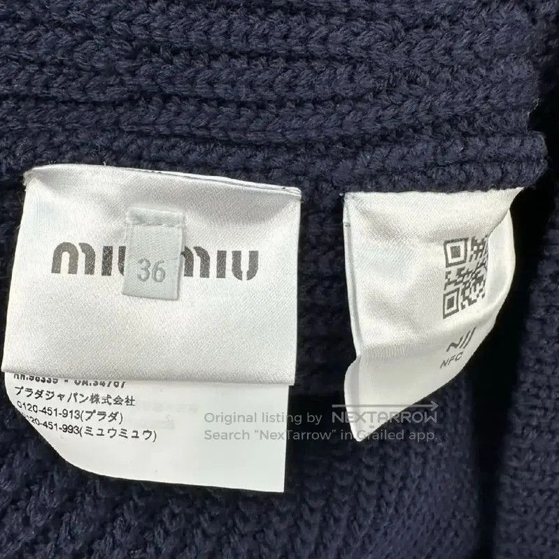 Miu Miu Miu Miu Women's Black Wool Shorts . Size 23" - 3 Thumbnail