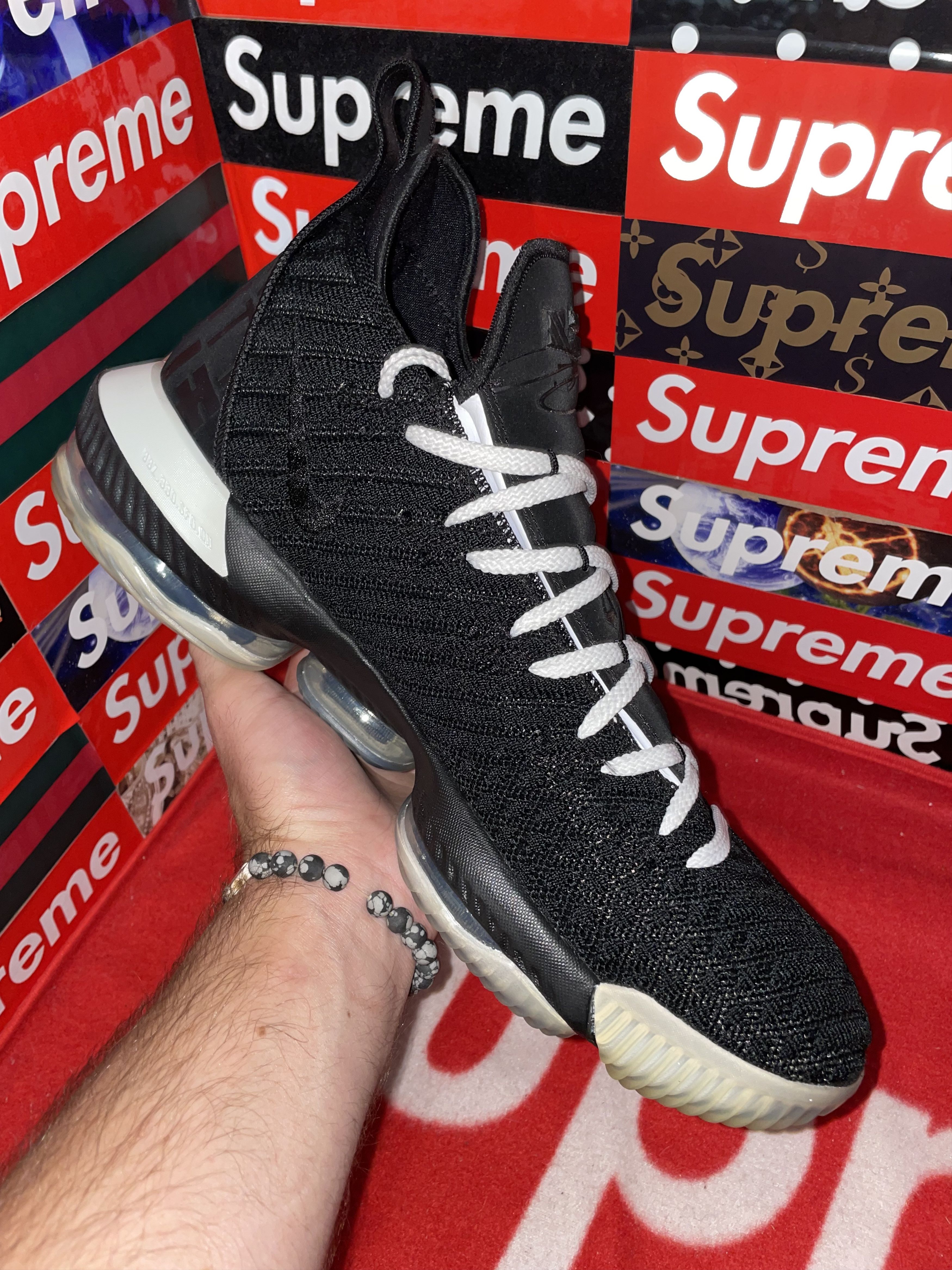 Nike Nike LeBron 16 'Equality - Black White' BQ5969-101 13 VNDS Size US 13 / EU 46 - 7 Thumbnail