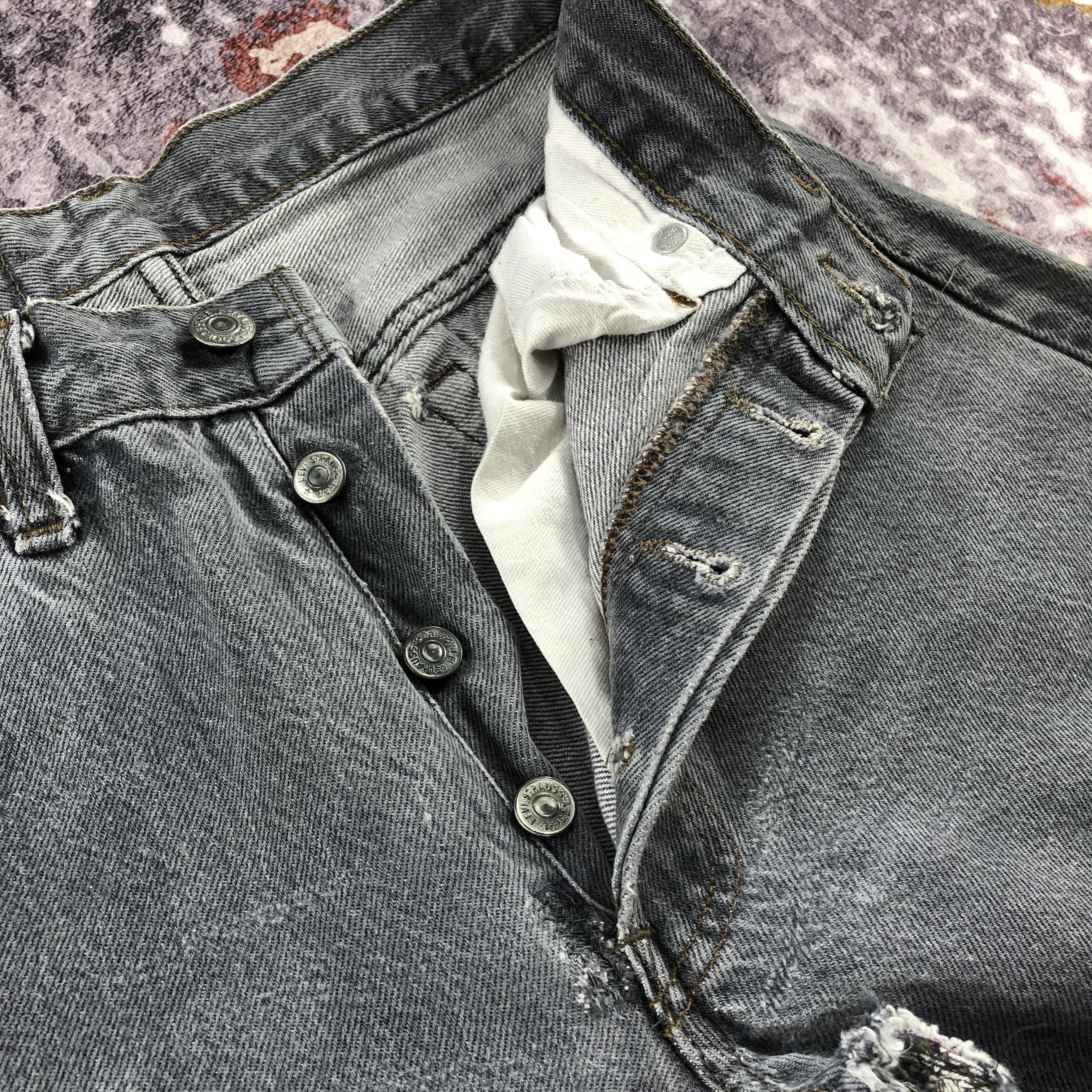 Levi's Vintage 90s Ash Gray Levis 501 Jeans-JM2379 Size US 28 / EU 44 - 13 Thumbnail