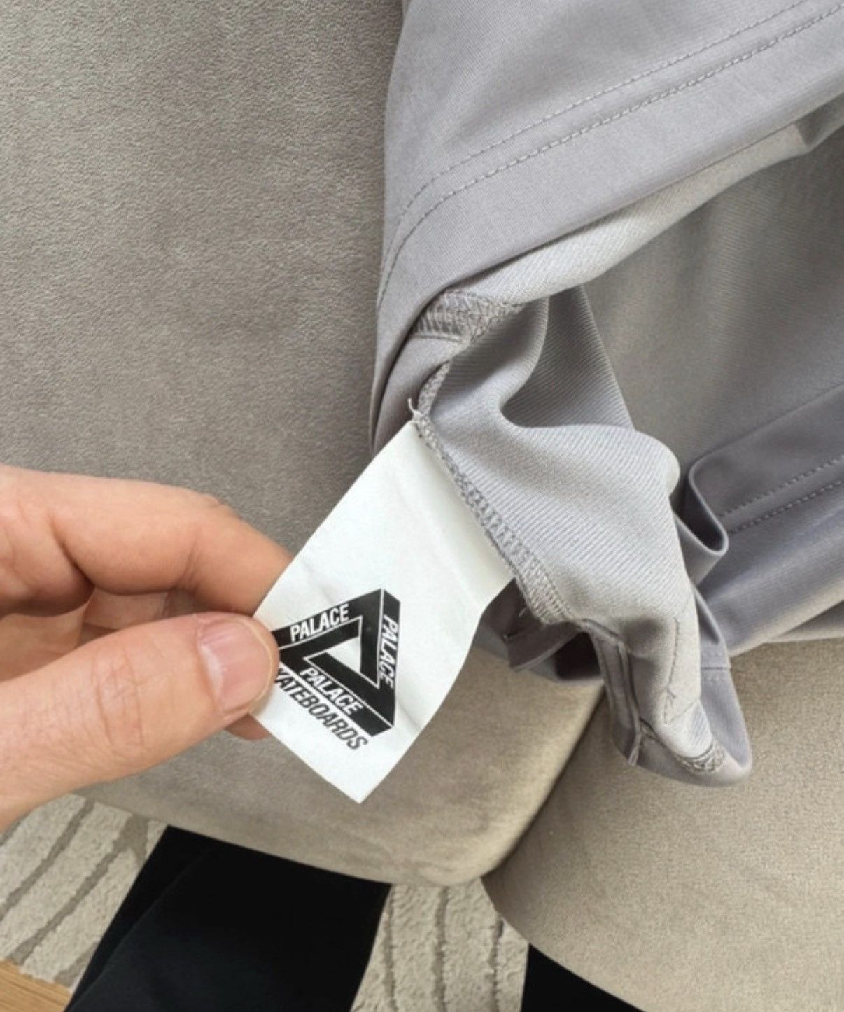 Palace Palace Team Hockey Jersey Grey – M, Brand New with Tags Size US M / EU 48-50 / 2 - 6 Thumbnail