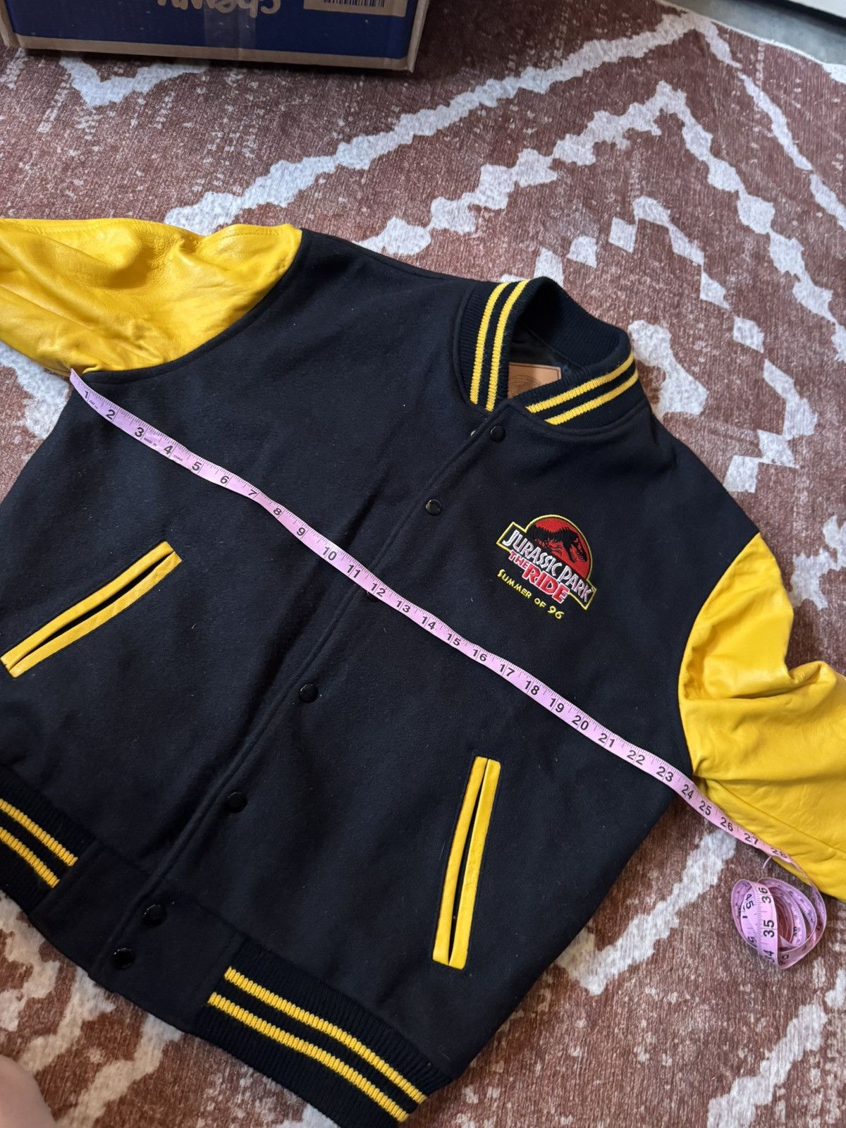 Universal Studios Universal Studios Jurassic Park Jacket Size US M / EU 48-50 / 2 - 7 Thumbnail