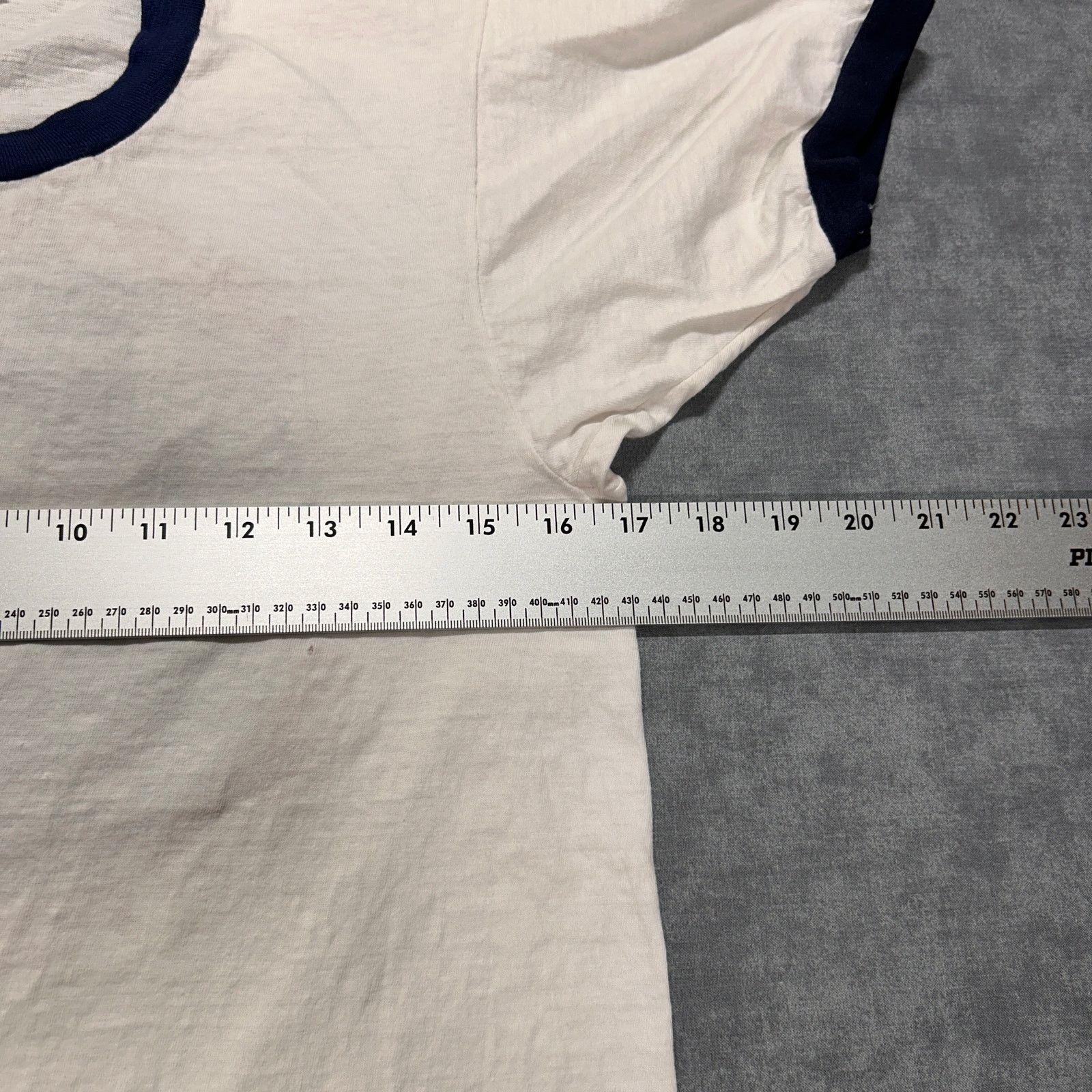Vintage VTG 70s Amundsen-Scott South Pole Station Antartica Ringer T Size US S / EU 44-46 / 1 - 9 Thumbnail