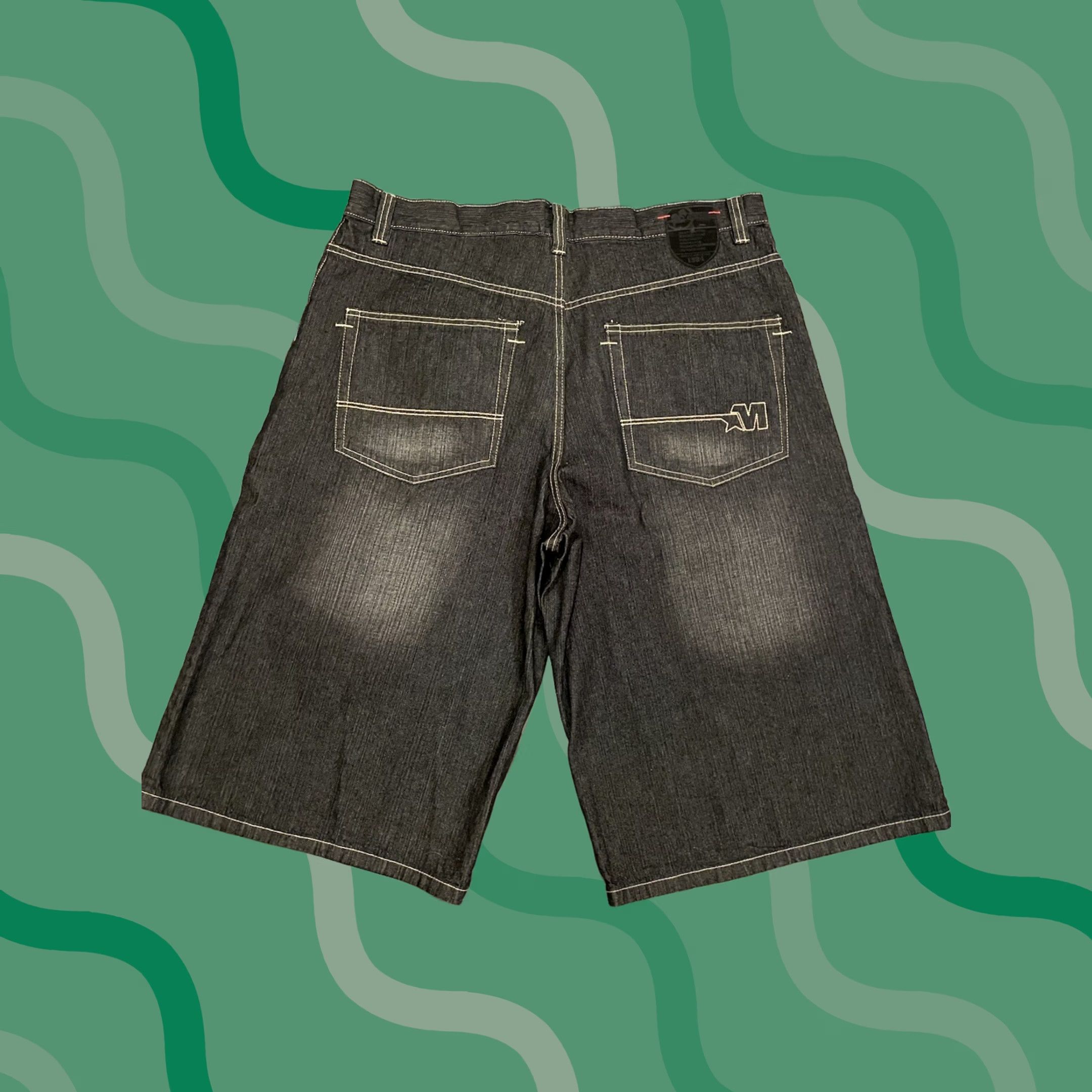 Vintage VINTAGE Mecca Shorts Bermuda Casual Denim 40 Relaxed 16 in Inseam 5-Pocket Blue 90s Hip Hop USA Mens Size US 40 / EU 56 - 1 Thumbnail