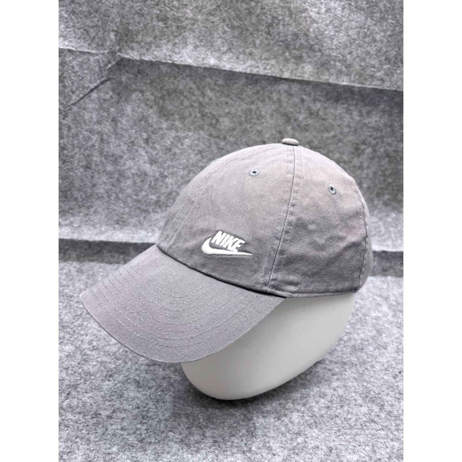 Nike Nike Hat Cap Strap Back Adult One Size Gray Heritage86 Cotton Poly Lined Golf Hat Size ONE SIZE - 4 Thumbnail