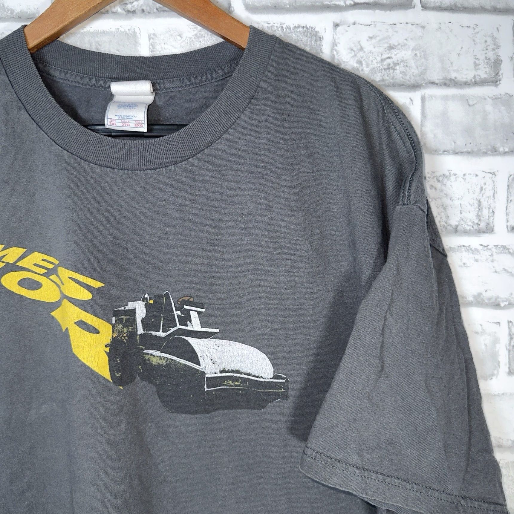 Vintage VINTAGE Tennessee River James Taylor Steamroller Graphic Tee Mens 2XL Black T-Shirt 2006 Size US XXL / EU 58 / 5 - 2 Thumbnail