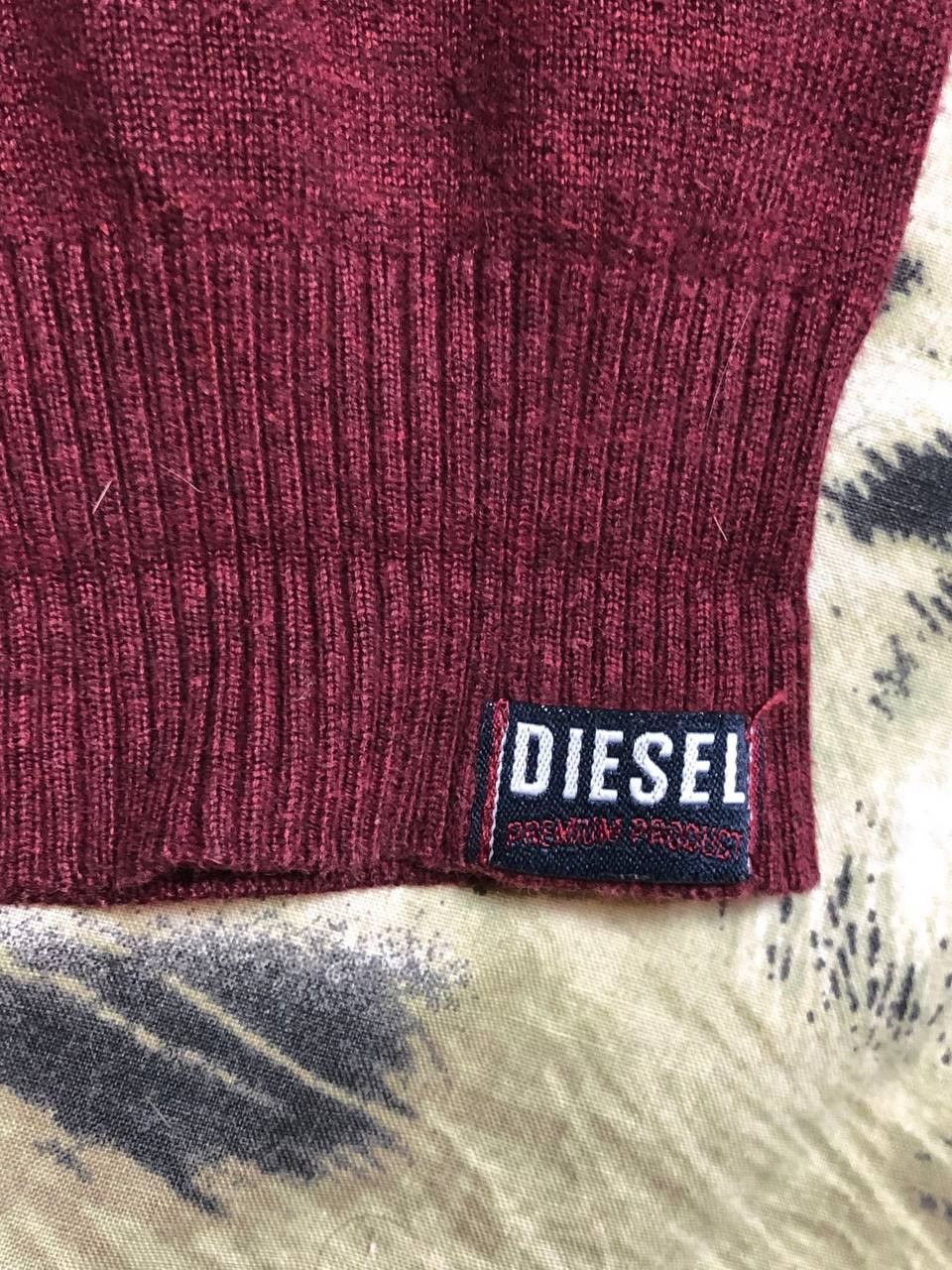Diesel Vintage Diesel Y2K Logo Streetwear Sweater Size L Size US L / EU 52-54 / 3 - 12 Thumbnail