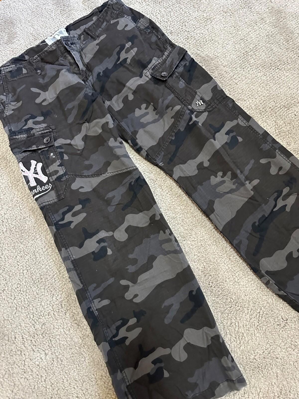 Designer Vintage New York Yankees Cargo Pant Sz 14 Size 32" / US 10 / IT 46 - 3 Thumbnail