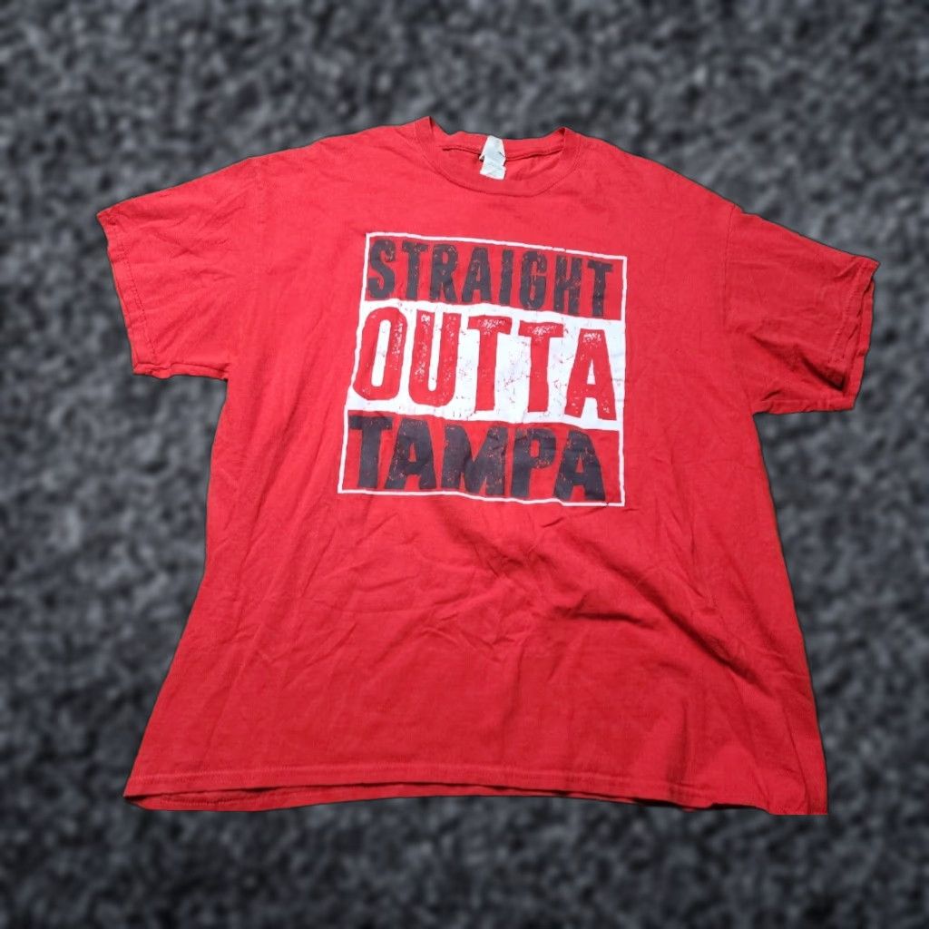 Gildan Retro Tampa Bay FL Street Talk Gildan Mens XL Red Double Sided T Shirt Size US XL / EU 56 / 4 - 1 Thumbnail