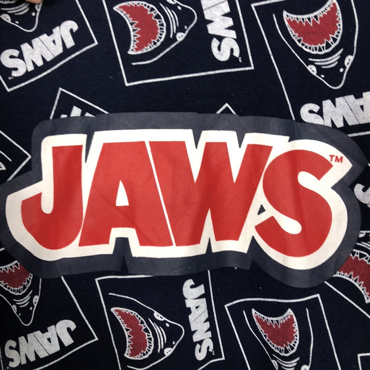 Japanese Brand 🔥VINTAGE HOODIE PULL OVER JAWS MOVIE FULL PRINT RARE DESIGN Size US M / EU 48-50 / 2 - 17 Thumbnail