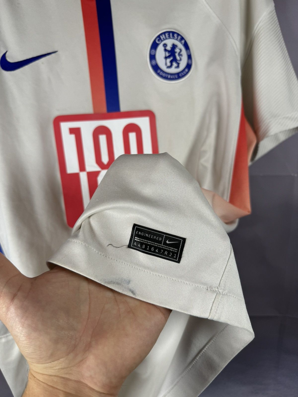 Chelsea Soccer × Nike × Vintage Vintage Chelsea 2020/21 Nike Special Soccer Jersey Blokcore Size US L / EU 52-54 / 3 - 12 Thumbnail