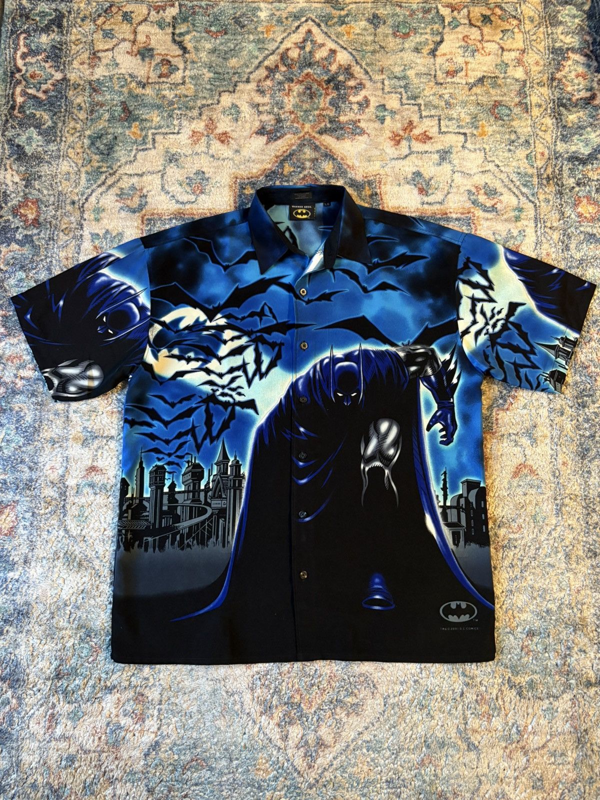 Vintage Vintage Batman All Over Print Button-up Shirt Large Size US L / EU 52-54 / 3 - 1 Thumbnail