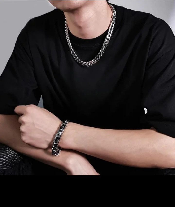 Jewelry Glossy Hip Hop Cuban Chain Necklace Size ONE SIZE - 2 Thumbnail