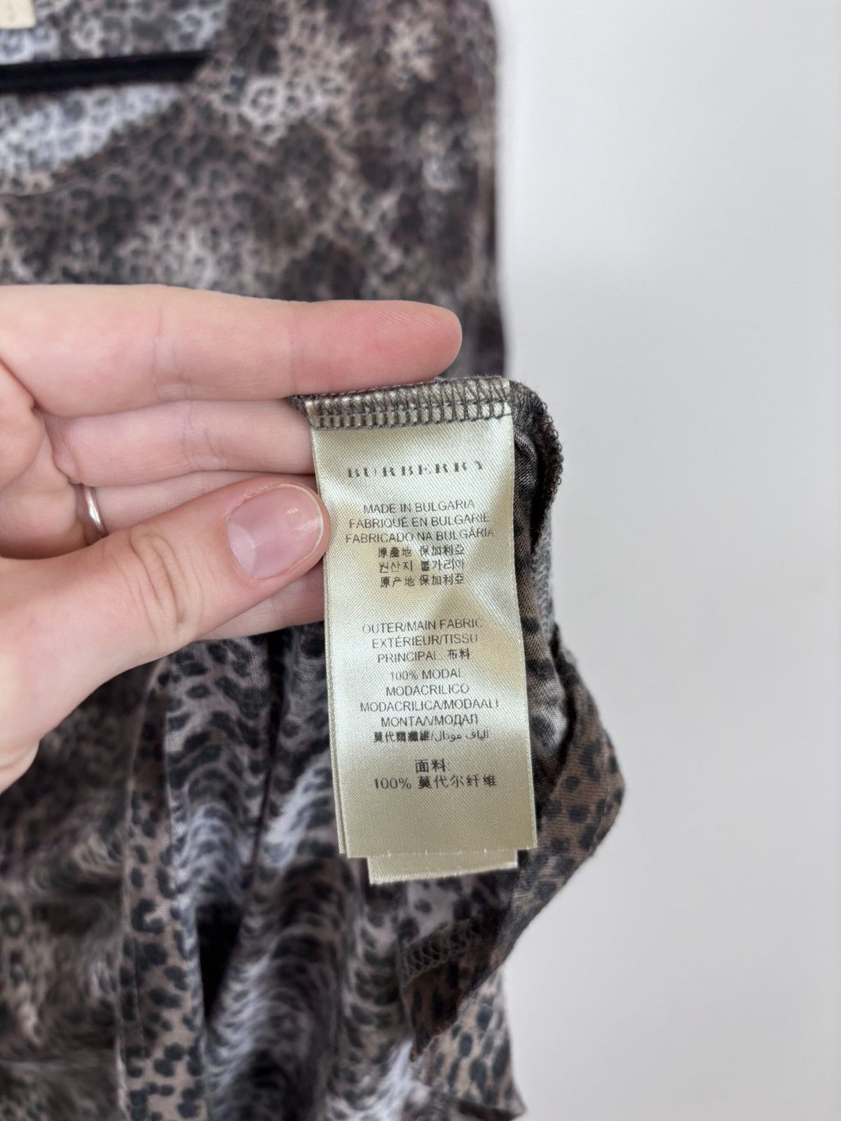Burberry Burberry Brit Women’s Leopard Print Modal T-Shirt Blouse Top Size L / US 10 / IT 46 - 9 Thumbnail