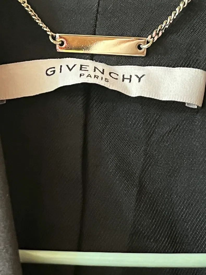 Givenchy Givenchy Black Dress Vest Size XS / US 0-2 / IT 36-38 - 2 Thumbnail
