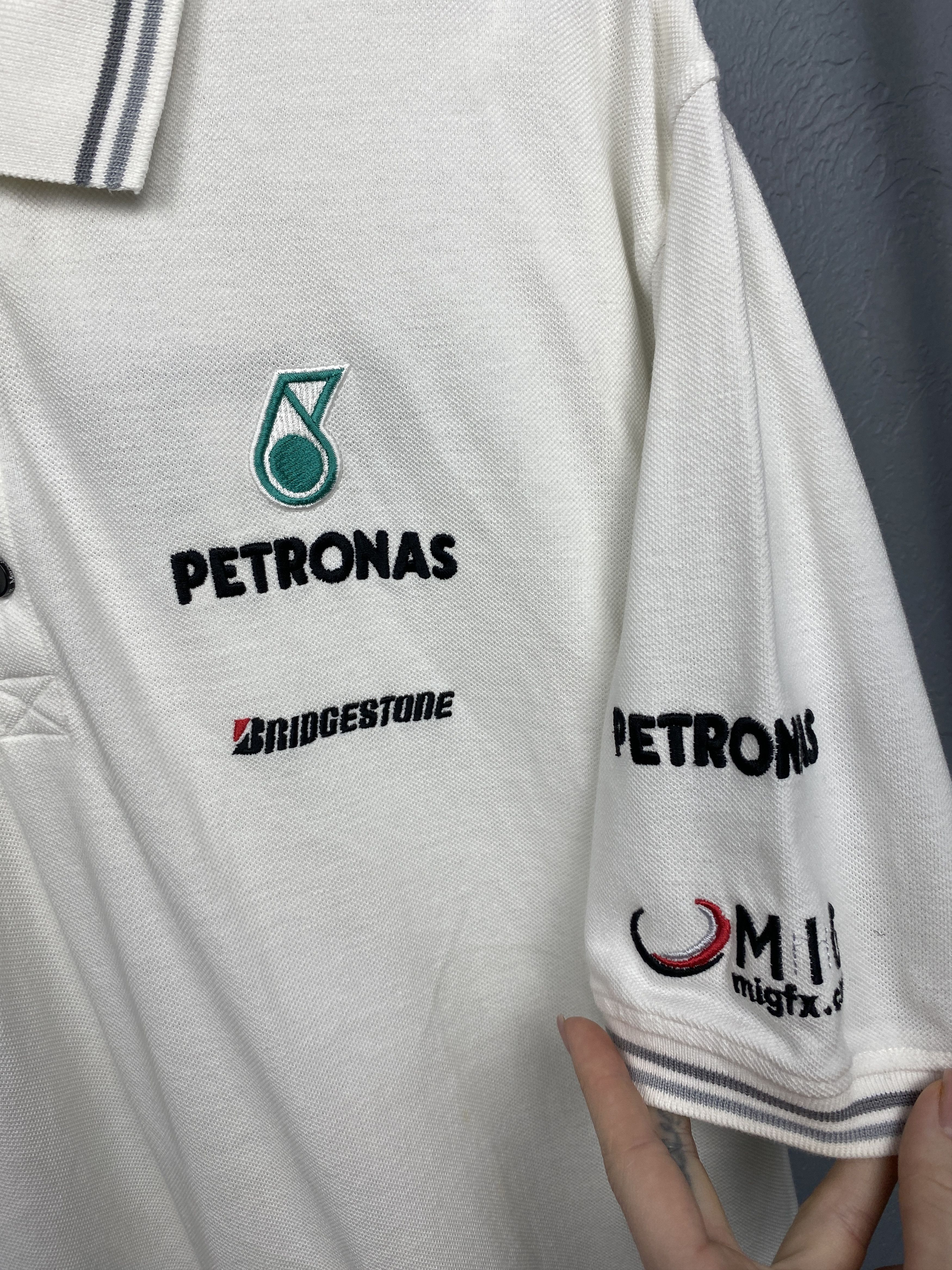 Henri Lloyd × Mercedes-Benz Mercedes Benz Henri Lloyd Petronas Formula 1 Team Polo Shirt Size US XL / EU 56 / 4 - 3 Thumbnail