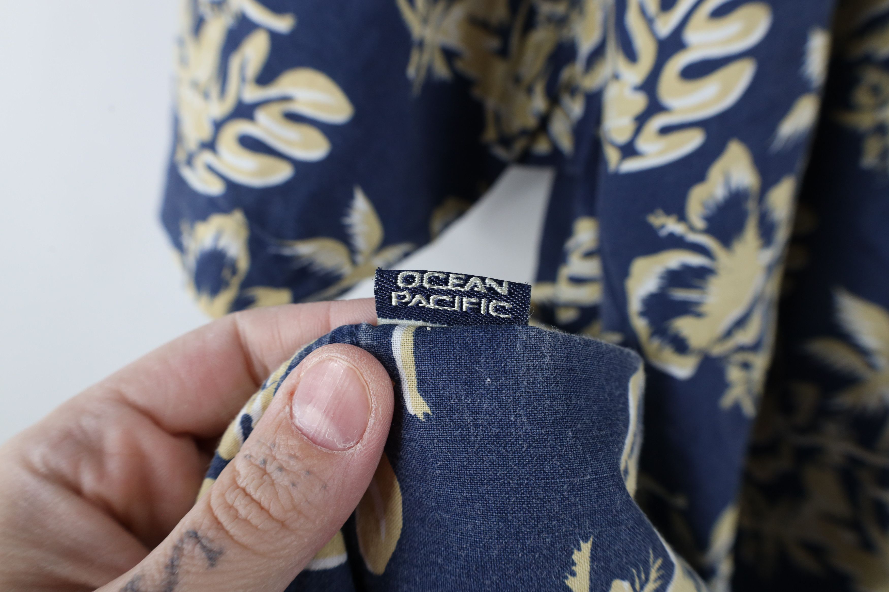 Ocean Pacific × Vintage Vintage 90s Ocean Pacific OP Surf Looped Collar Button Shirt Size US L / EU 52-54 / 3 - 11 Thumbnail