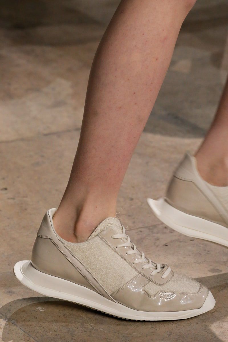Rick Owens Rick Owens Off-White Plastic Shearling Runner Sneaker Size US 9 / EU 42 - 8 Thumbnail