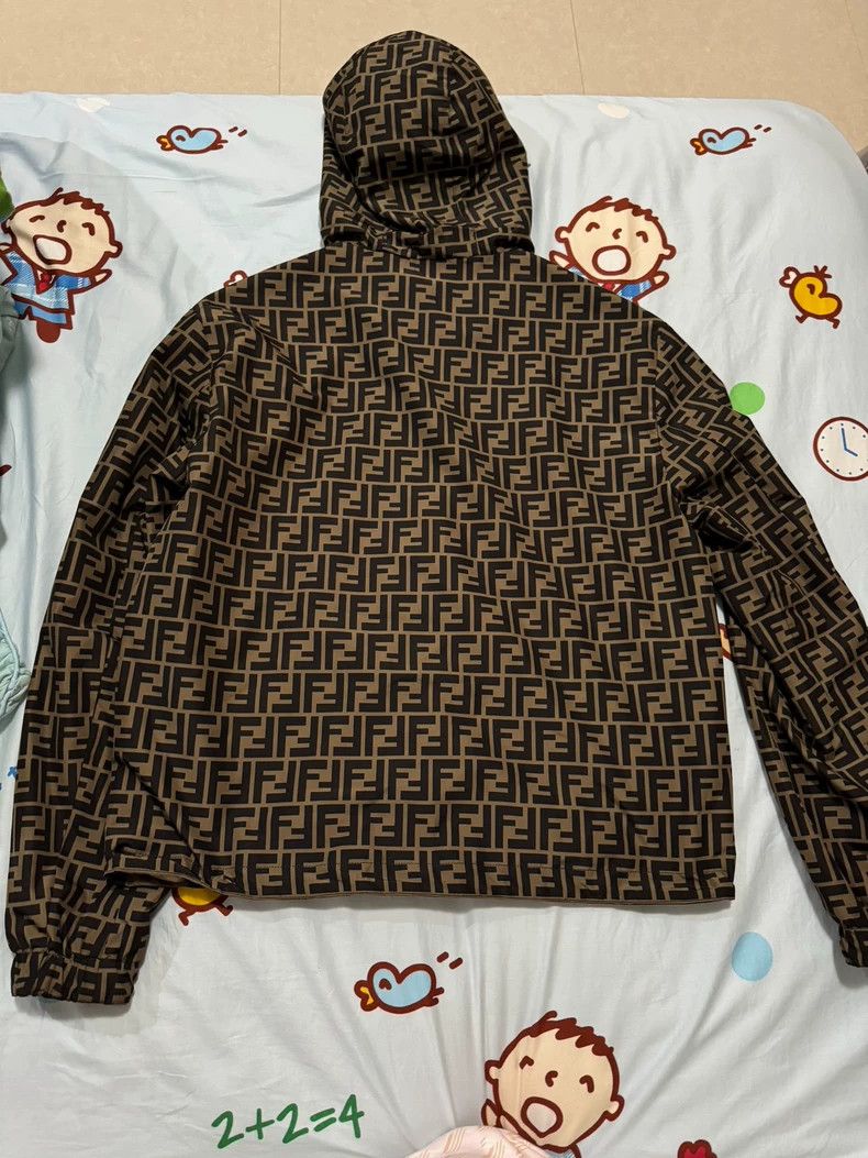 Fendi Fendi Double-sided patterned hood Size US S / EU 44-46 / 1 - 2 Thumbnail