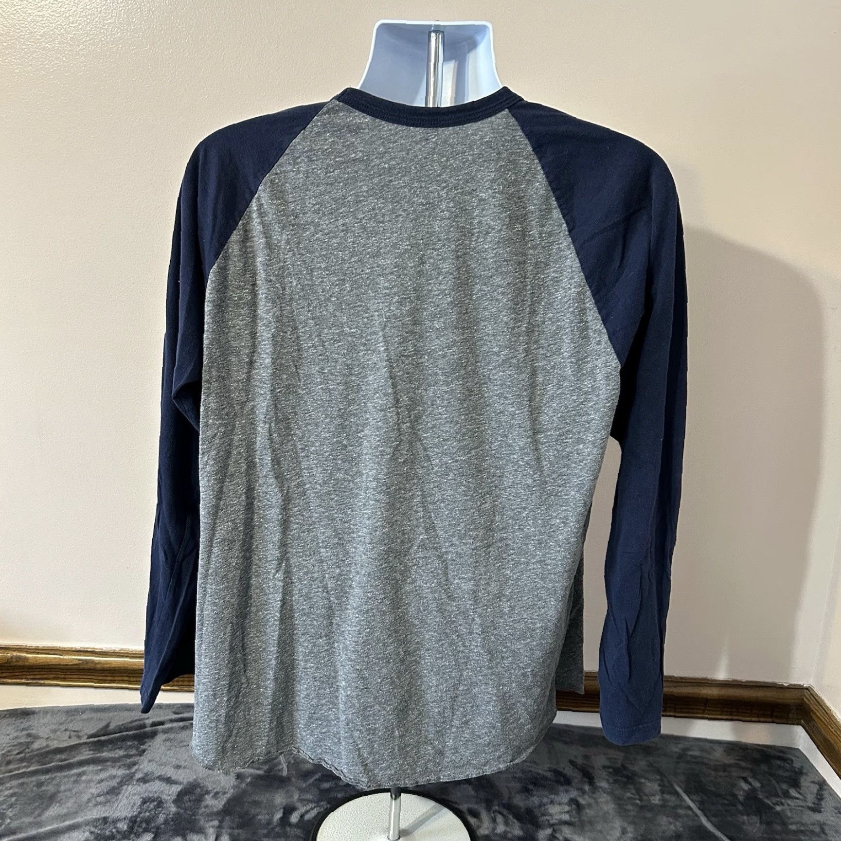 Vintage VINTAGE University Of Michigan Wolverines Long Sleeve Shirt Men XL Gray Blue Retro Brand Size US XL / EU 56 / 4 - 5 Thumbnail