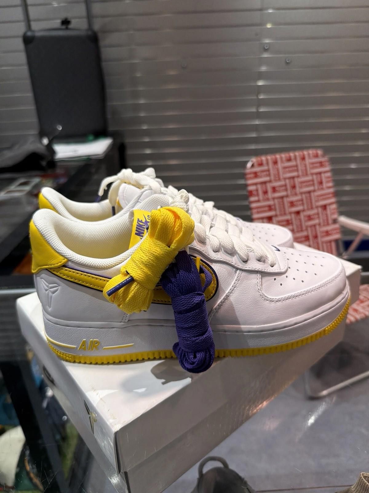 Nike Nike Air Force 1 Low Retro QS Lakers Kobe Bryant Size 8 Men Size US 8 / EU 41 - 10 Thumbnail