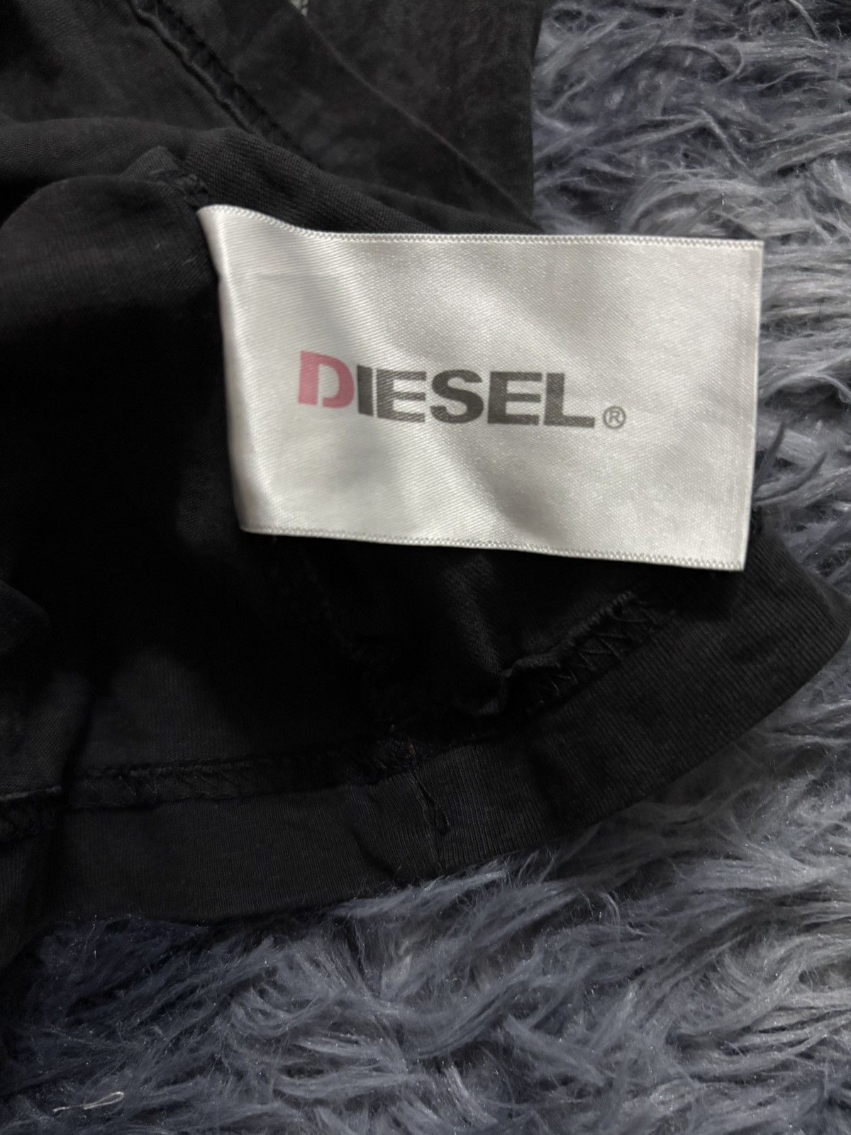 Diesel 🔥HOT🔥 VINTAGE DIESEL BIG LOGO VERY RARE TEE Size US S / EU 44-46 / 1 - 5 Thumbnail