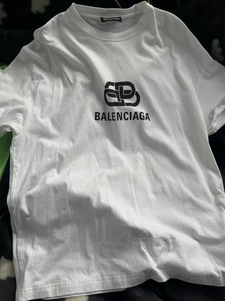 Balenciaga Balenciaga Short sleeve T-shirt Size US XS / EU 42 / 0 - 1 Thumbnail