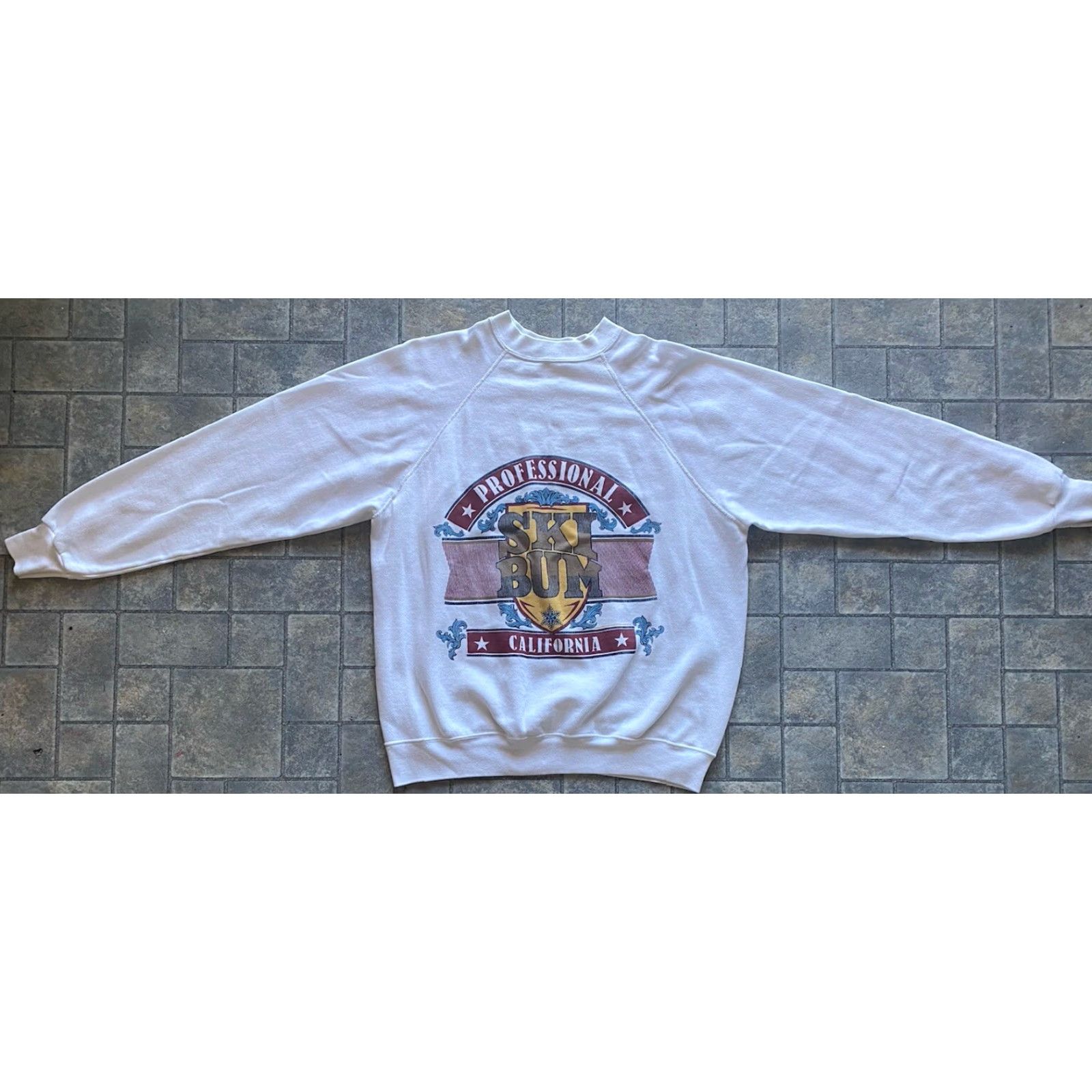 Tultex VINTAGE Tultex Sweatshirt Men L White Ski Bum California Pullover Long Sleeve Sweatshirt Mens White Ski California Tultex Sweatshirt L Mens Size US L / EU 52-54 / 3 - 2 Thumbnail