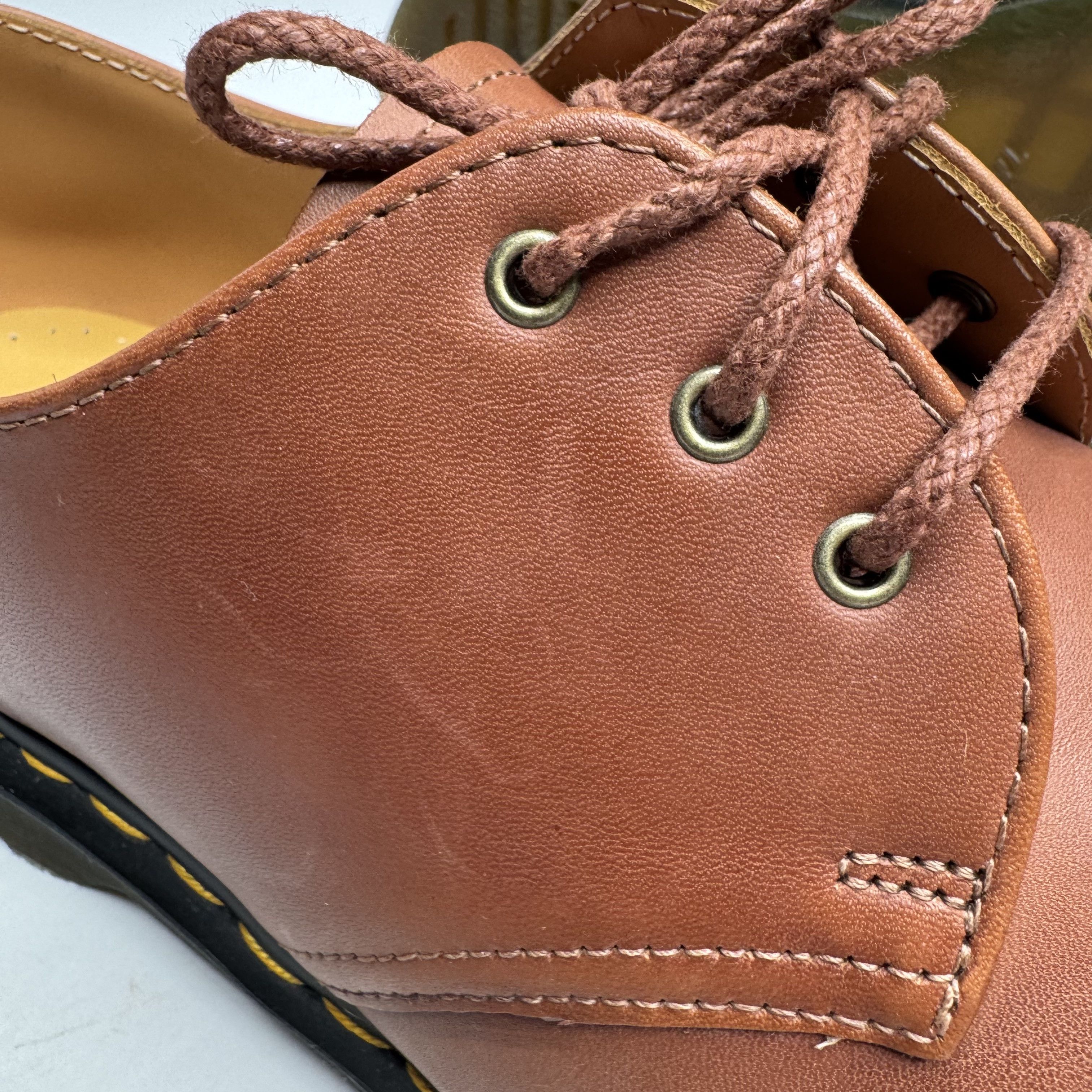 Dr. Martens Dr Martens Classic 1461 Smooth Leather Shoes EU 45 US 11 Size US 11 / EU 44 - 8 Thumbnail