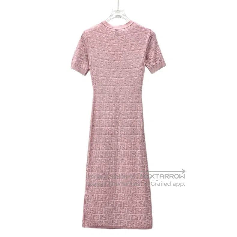 Fendi Fendi Pink Logo Letter Jacquard Full Print Cotton Crewneck Size XS / US 0-2 / IT 36-38 - 2 Thumbnail