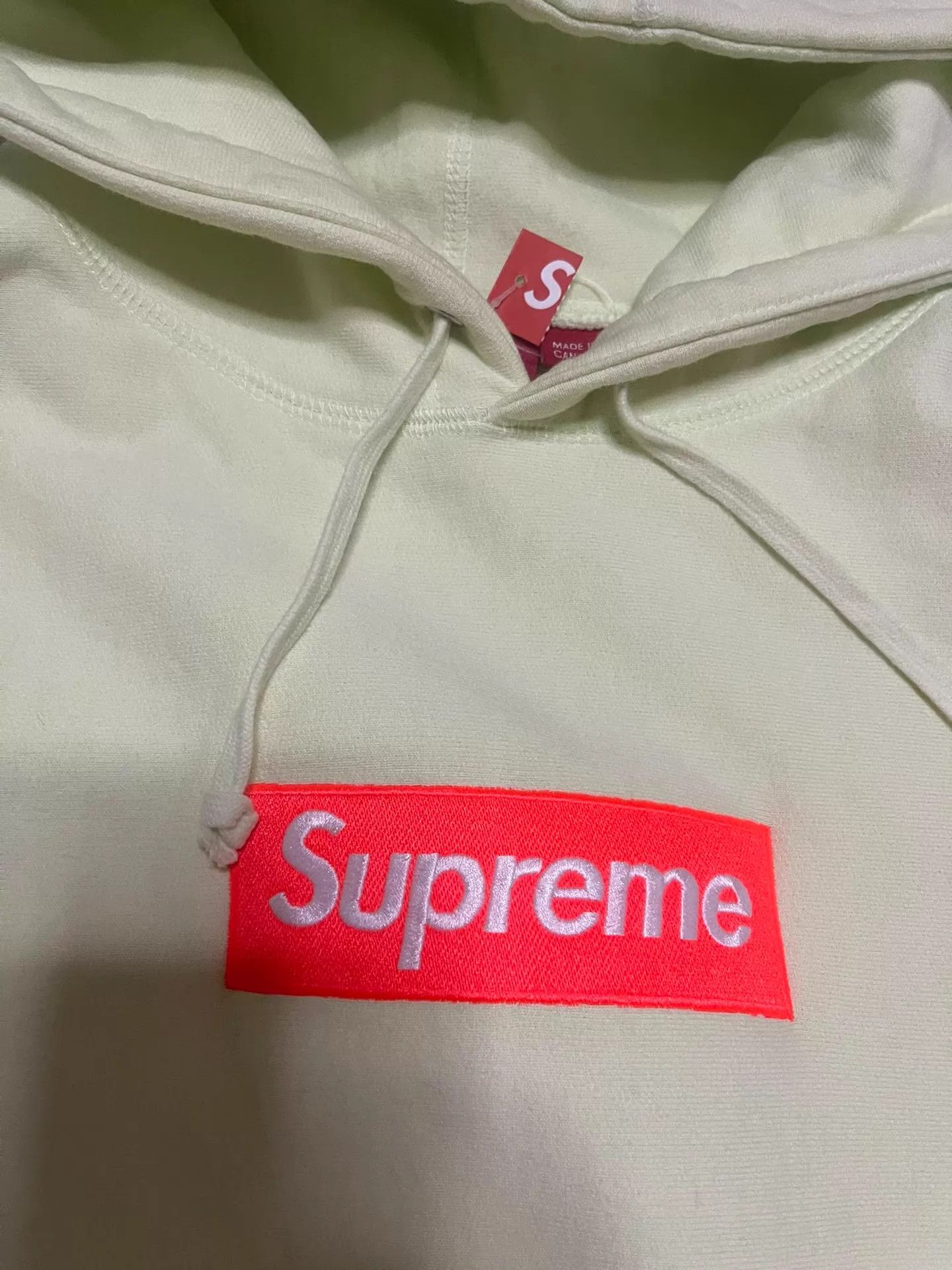 Supreme Supreme Teal FW17 Box Logo Red/Yellow Hoodie M New w/Tags Size US M / EU 48-50 / 2 - 3 Thumbnail