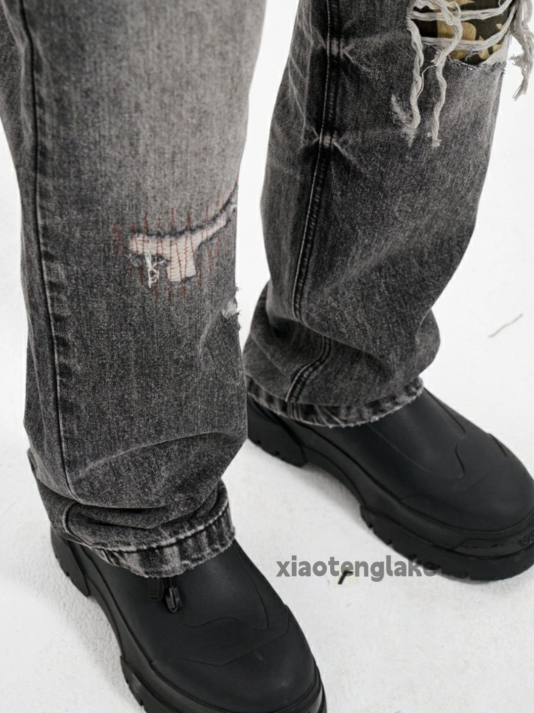 Jean × Vintage washed faded loose baggy ripped damaged jeans Size US 34 / EU 50 - 3 Thumbnail