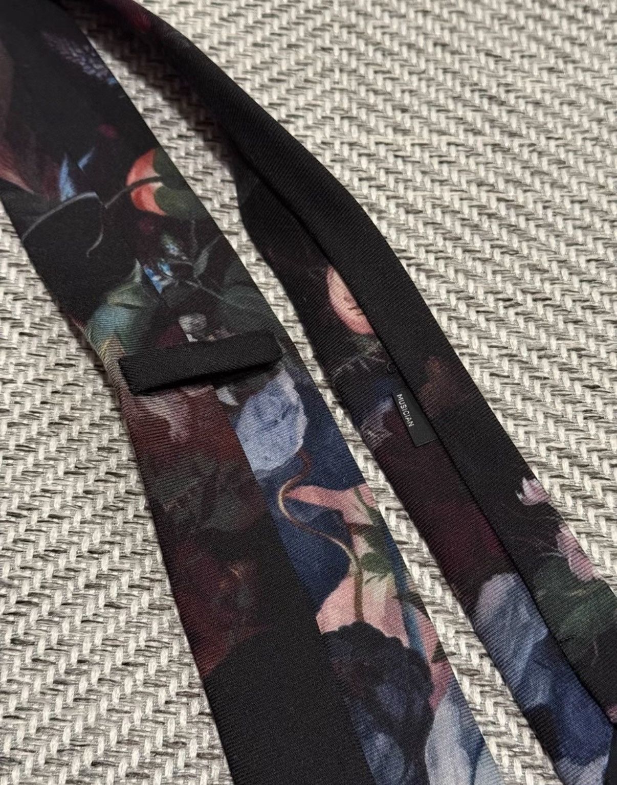 Lad Musician Black Floral Print Necktie Size ONE SIZE - 6 Thumbnail