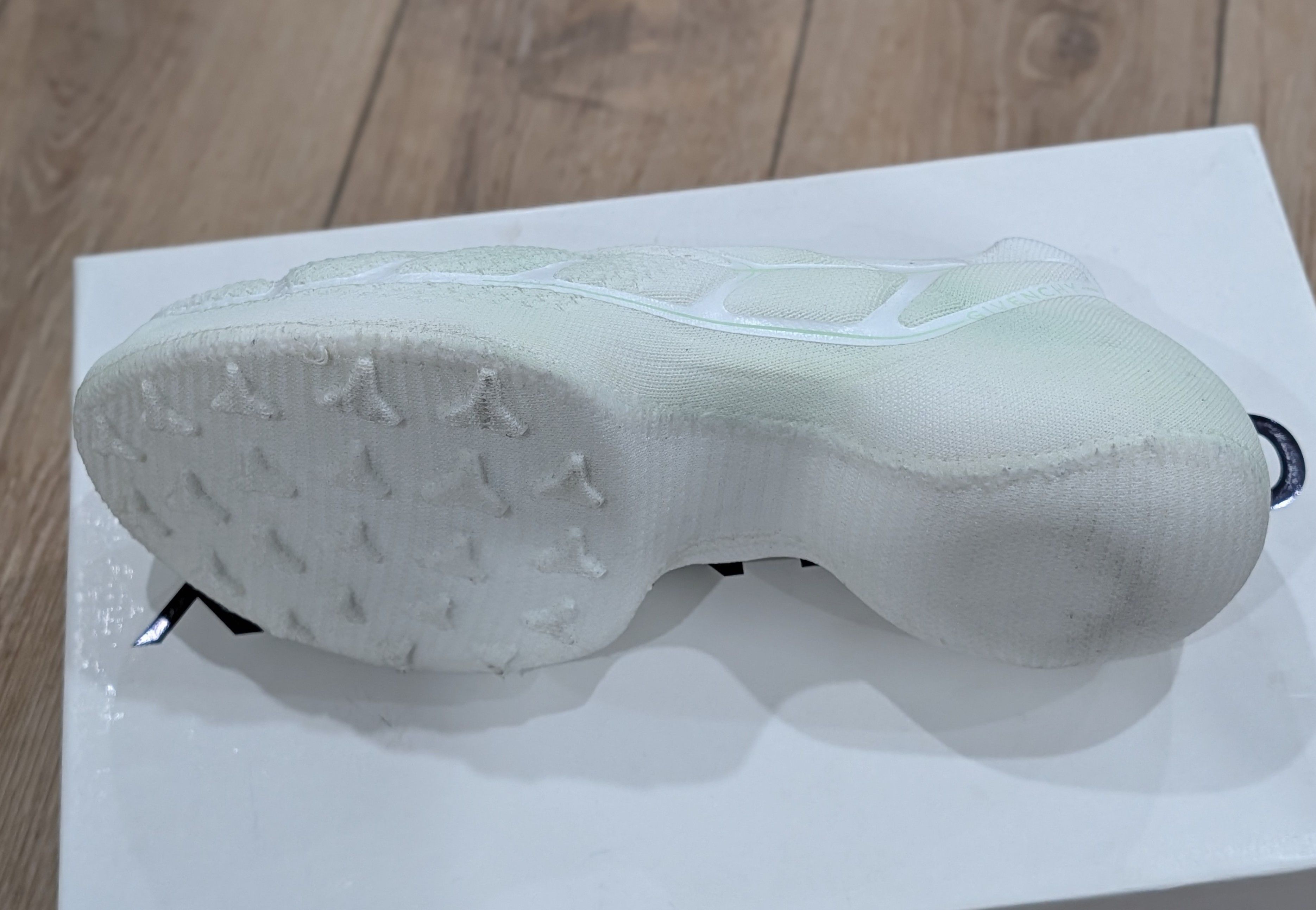 Givenchy Givenchy Scupltural Ombre Low-Top Sneakers White 43 US 10 Size US 10 / EU 43 - 8 Thumbnail