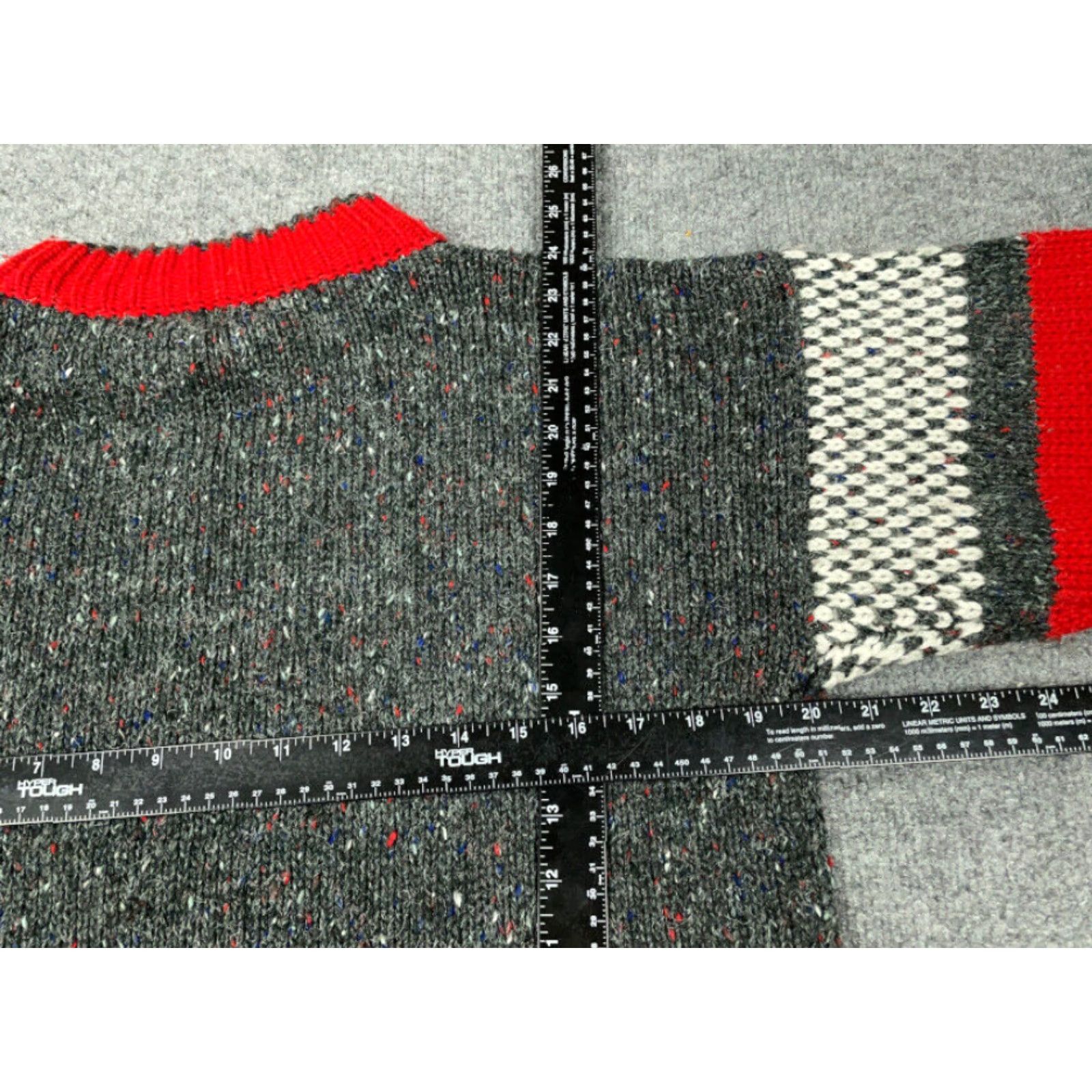 Vintage VINTAGE Susann D Geometric Sweater Women’s Small Gray Mock Neck Chunky Knit 80s Ski Size S / US 4 / IT 40 - 4 Thumbnail
