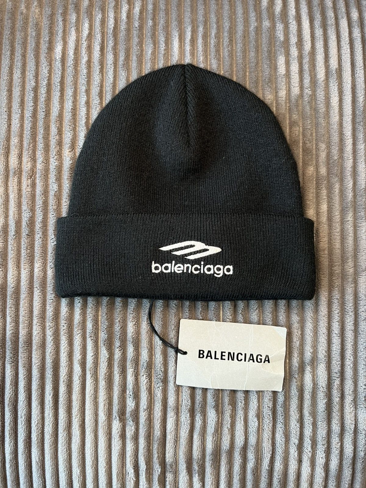 Balenciaga Balenciaga Unity Beanie | Grailed