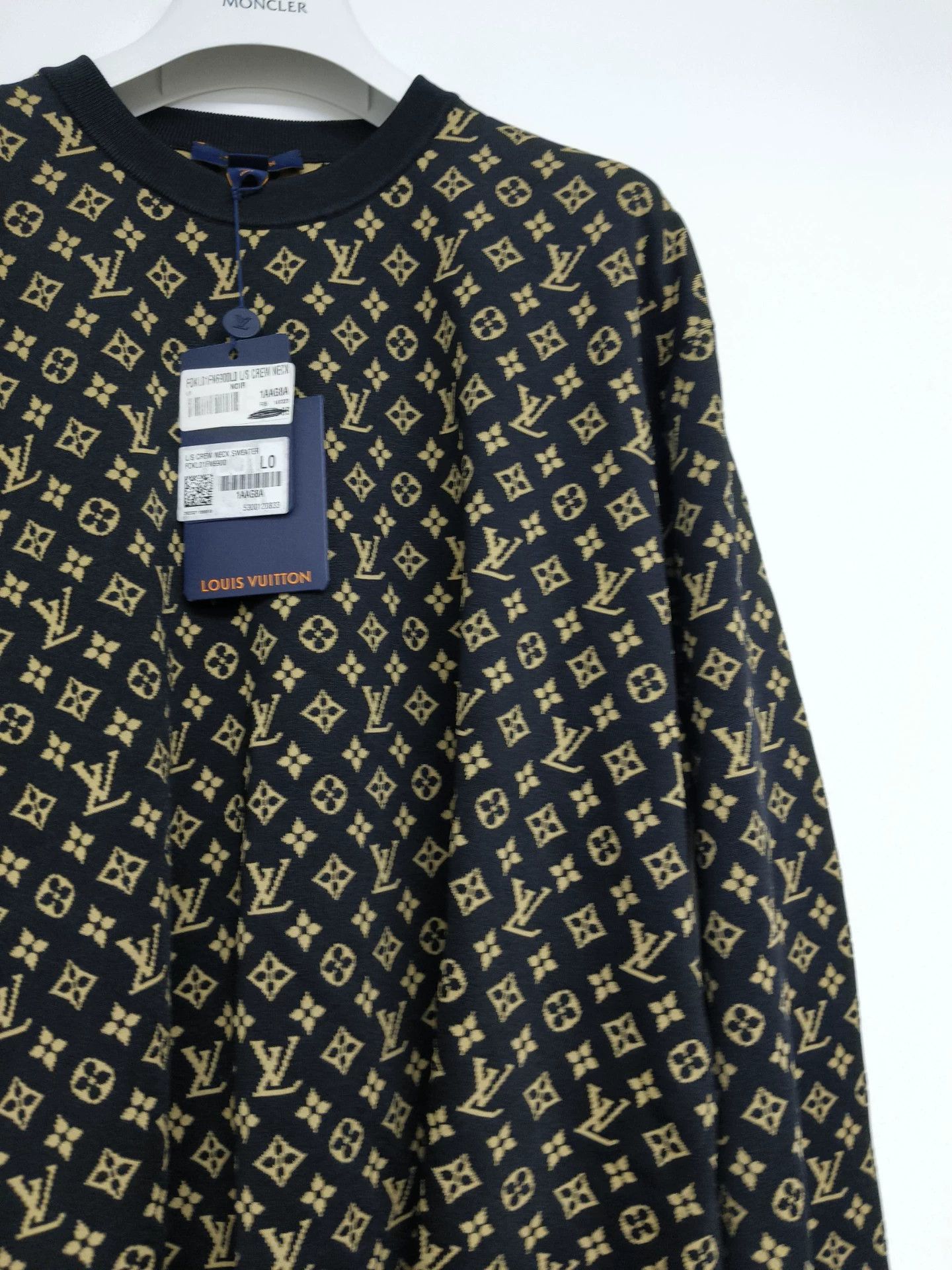 Louis Vuitton LV oversized knit sweater 54cm shoulder 116cm bust Size US L / EU 52-54 / 3 - 8 Thumbnail