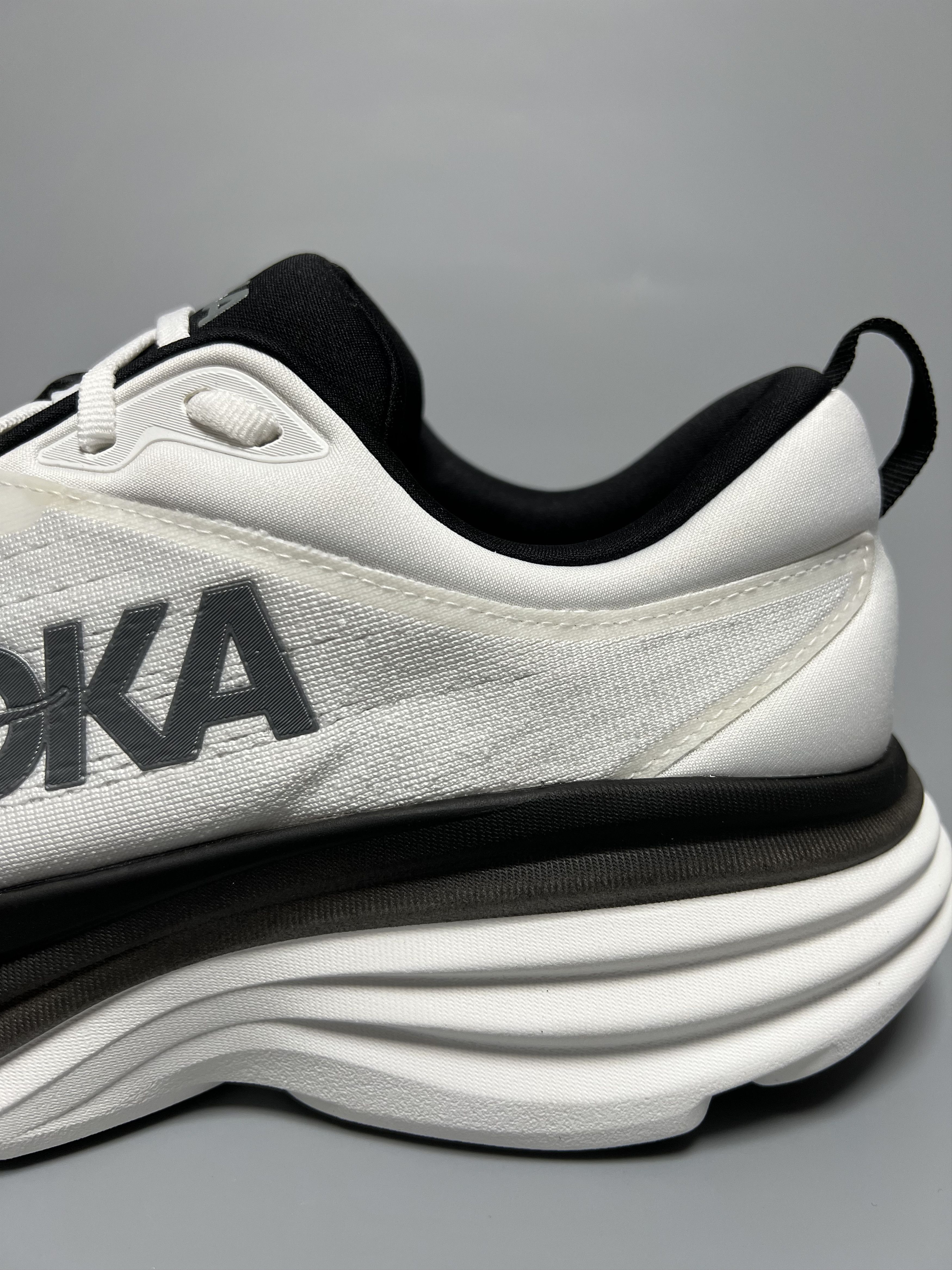 Hoka 11D Hoka One One Bondi 8 Running Shoes 1123202-WBLC Size US 11 / EU 44 - 9 Thumbnail