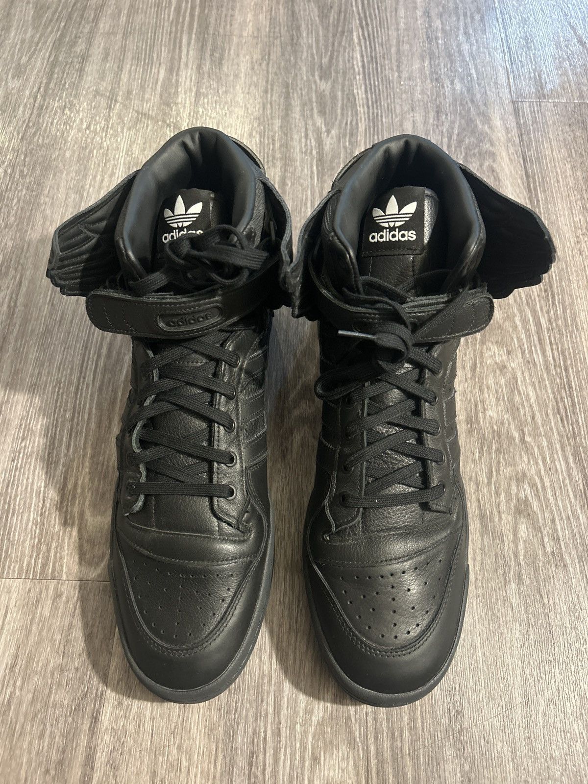 Adidas × Jeremy Scott Adidas x Jeremy Scott Forum Hi Wings 4.0 Black RARE SIZE 15 Size US 15 / EU 48 - 3 Thumbnail